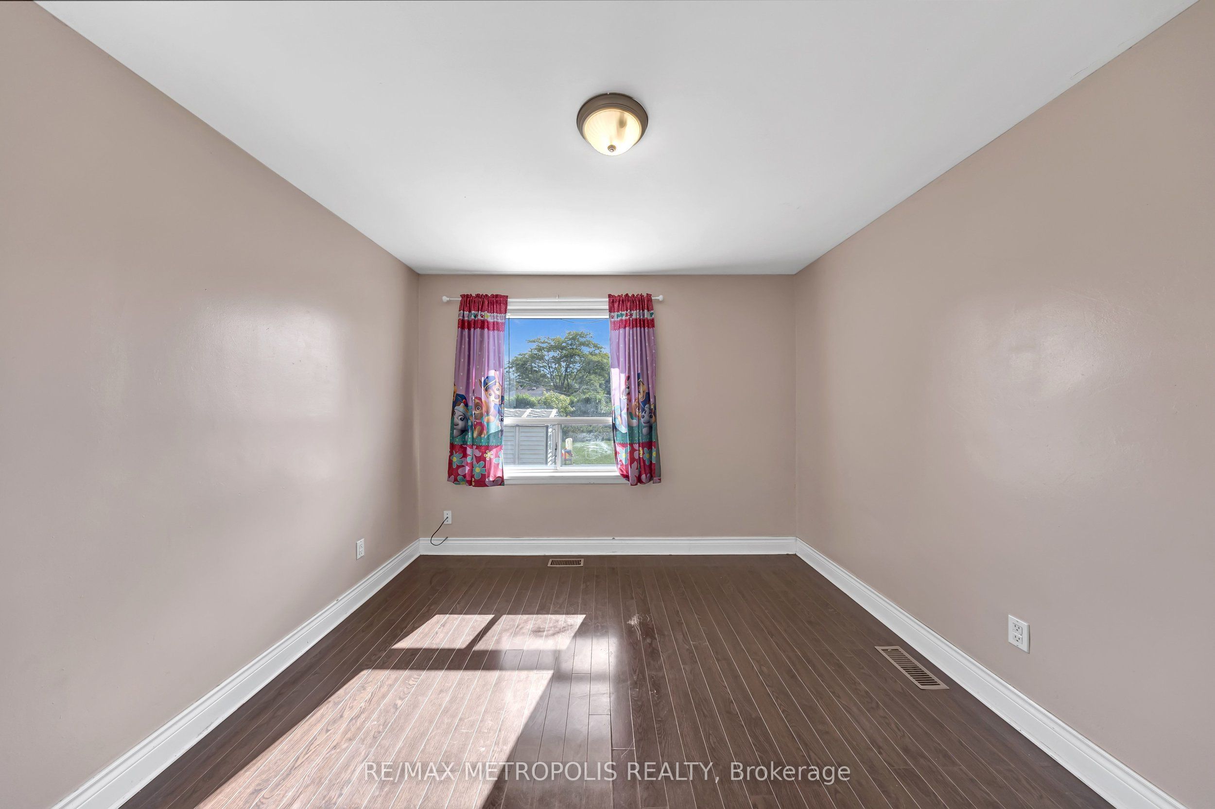 147 Vodden Street E Main Property Photo 16