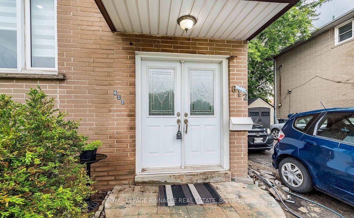 612 Appleby Line Property Photo 3