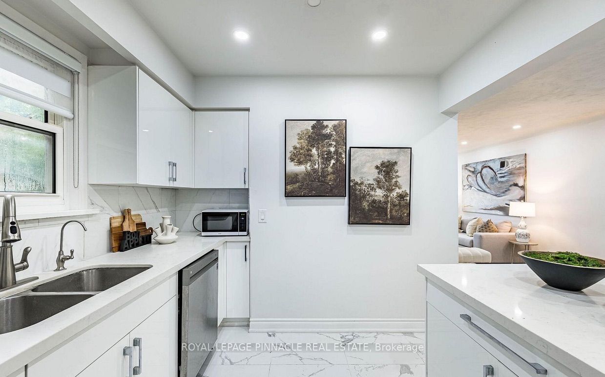 612 Appleby Line Property Photo 18