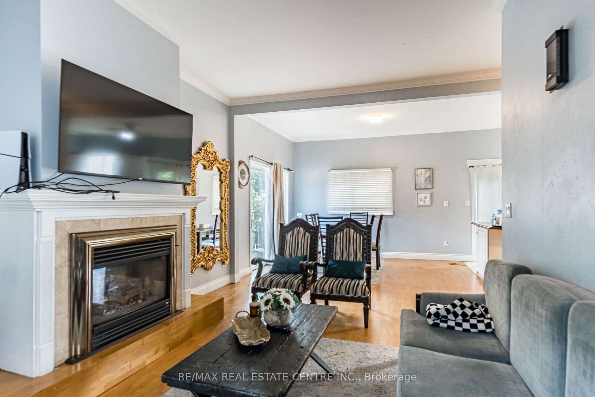 1423 Sixth Line Property Photo 9