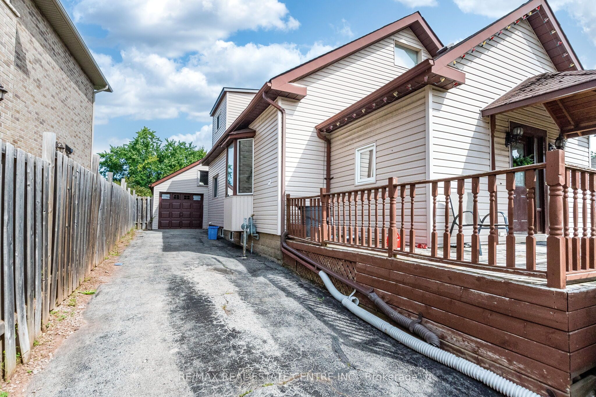 1423 Sixth Line Property Photo 17