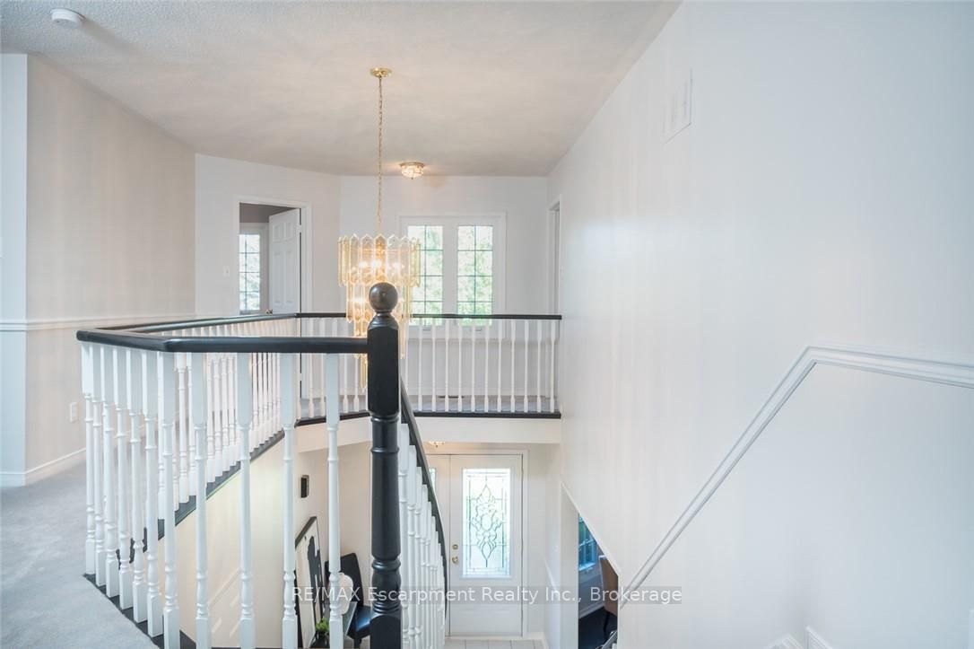 1348 Fieldcrest Lane Property Photo 23