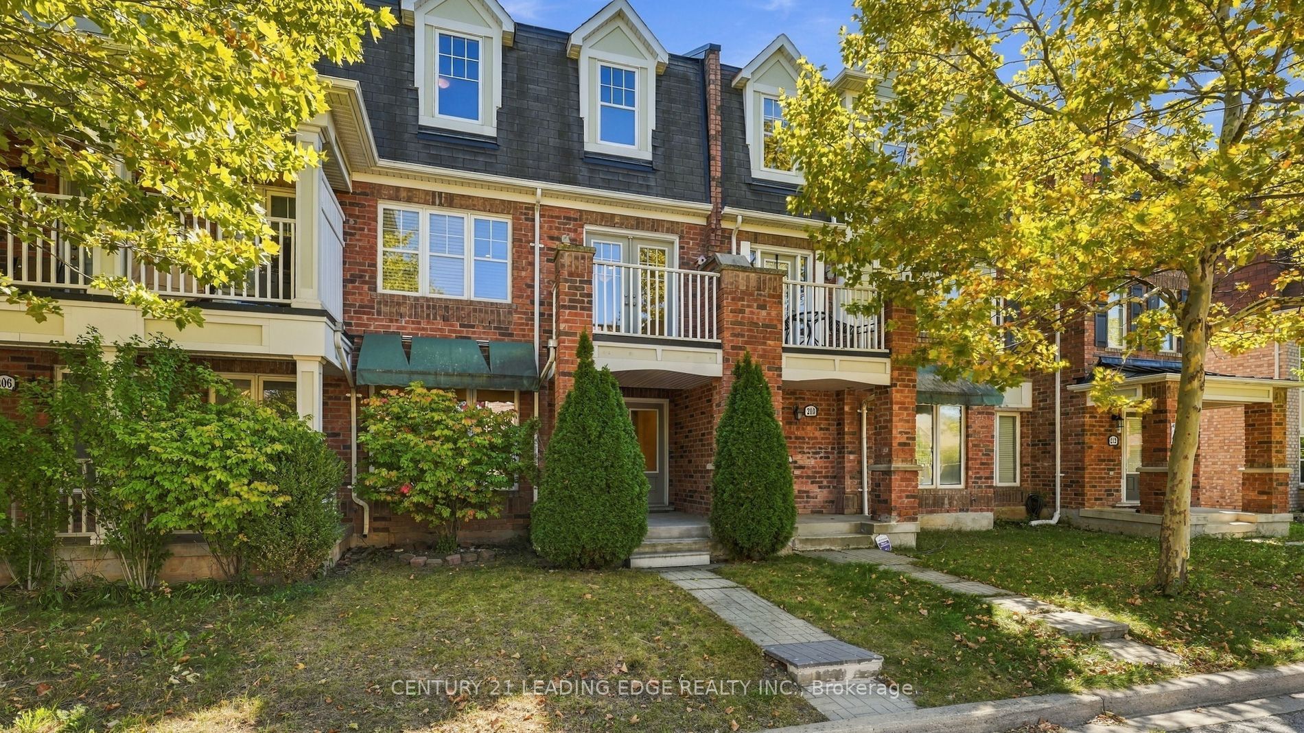 208 Magurn Gate Property Photo 3
