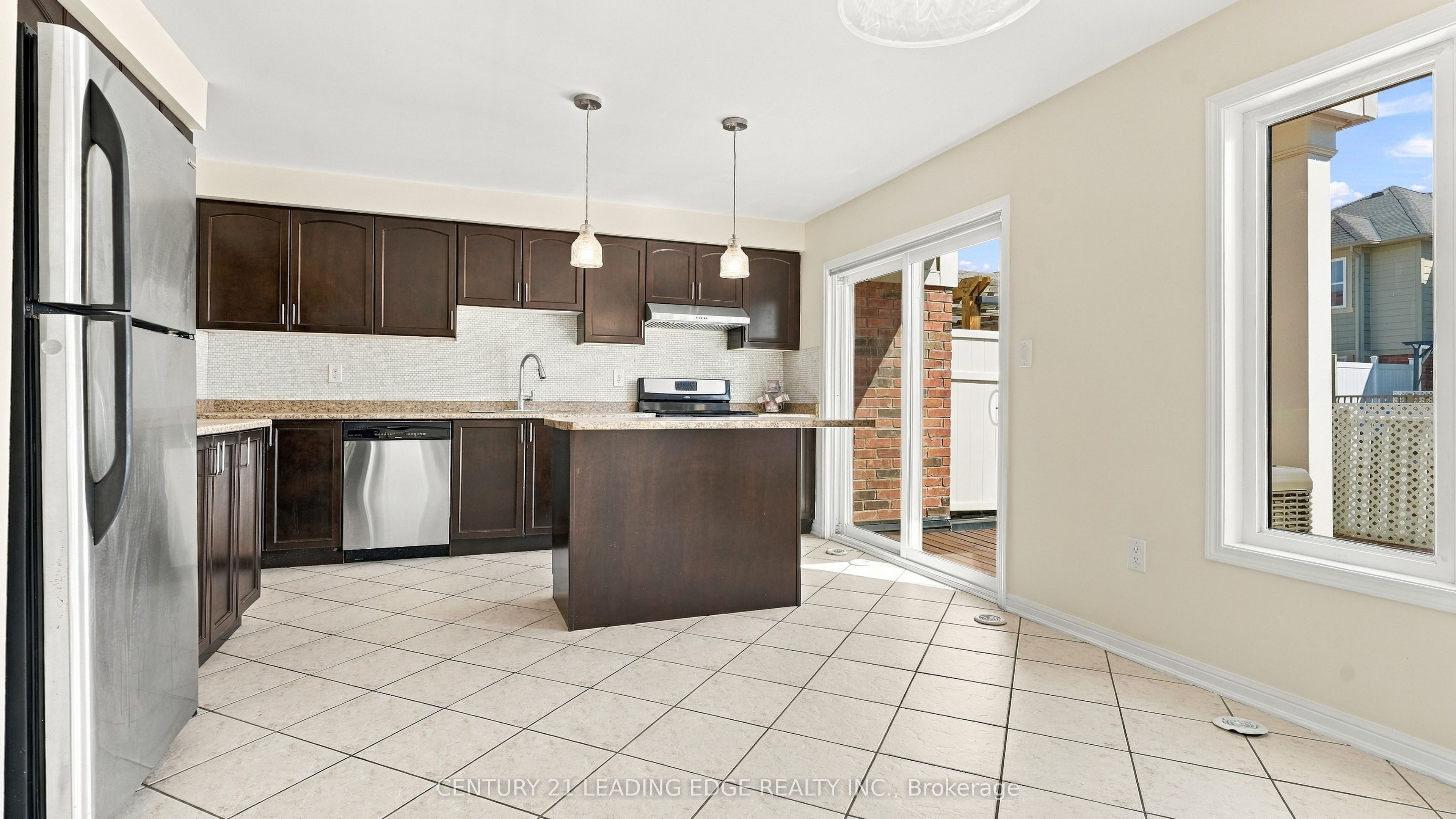 208 Magurn Gate Property Photo 20