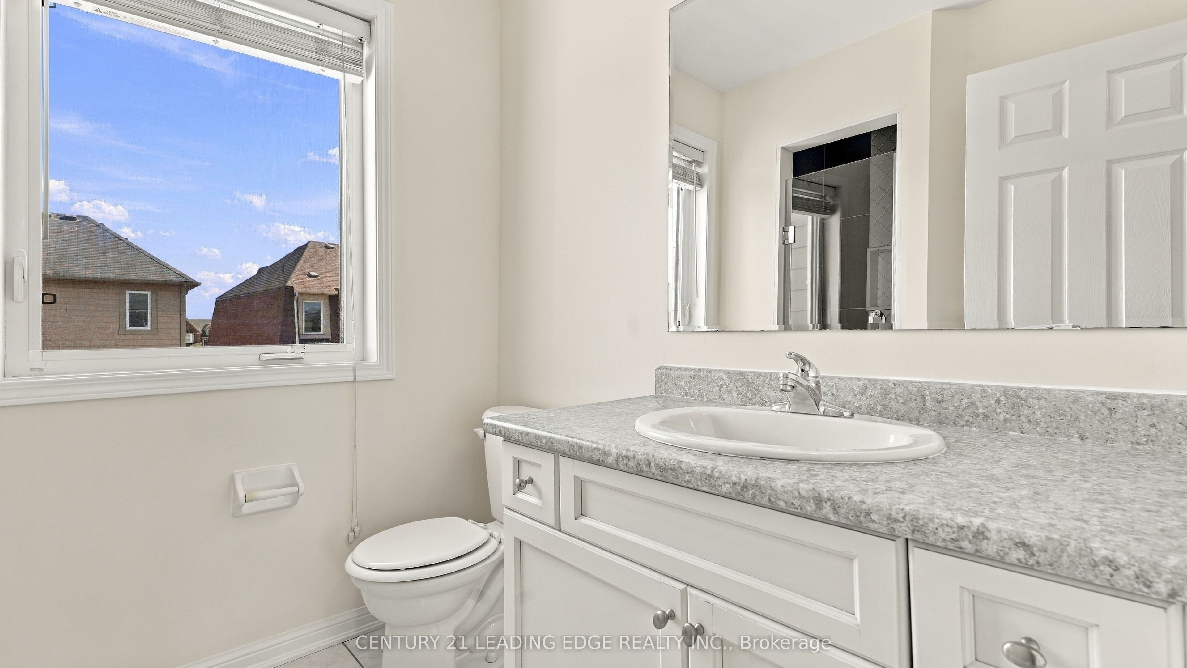 208 Magurn Gate Property Photo 41