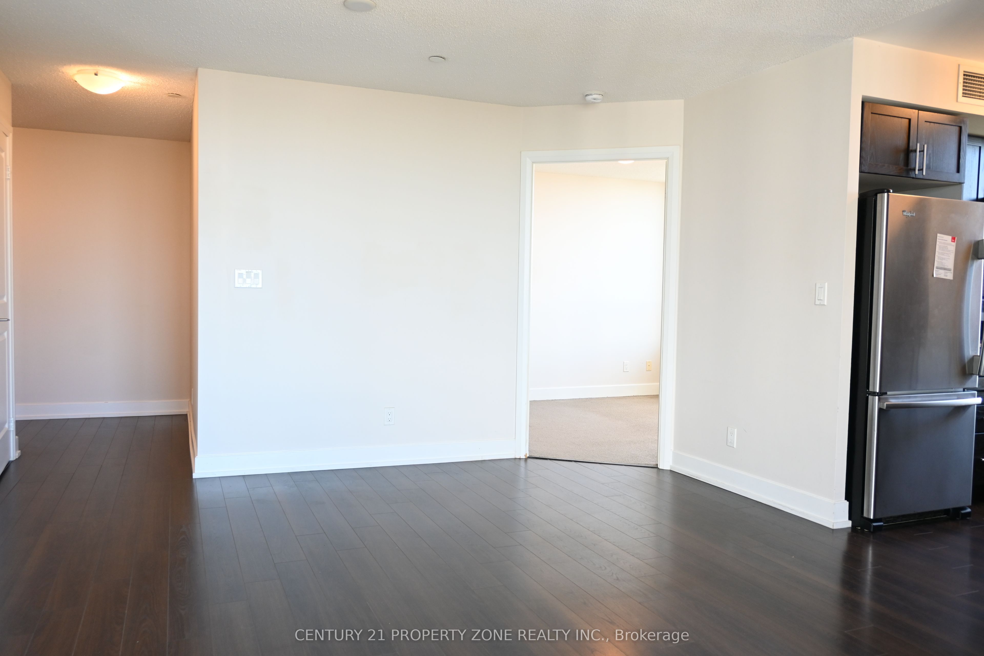 6 Eva Road 2210 Property Photo 6