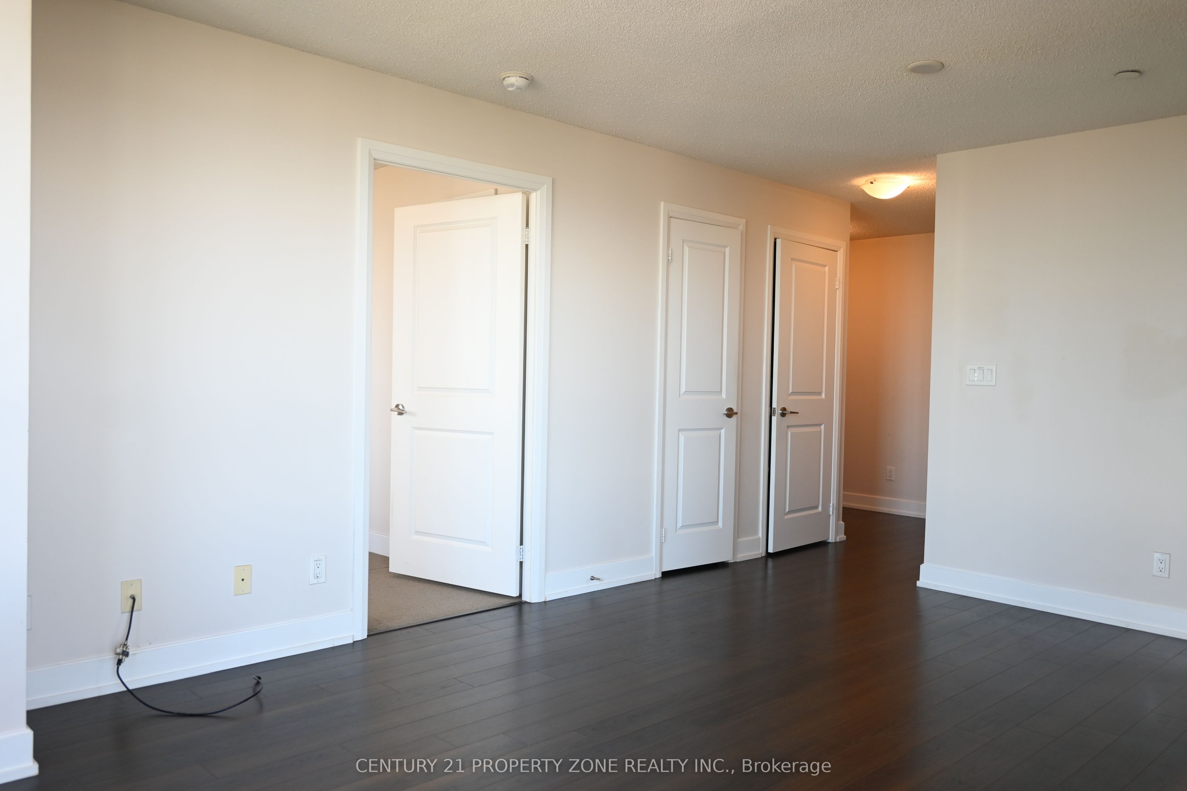 6 Eva Road 2210 Property Photo 14