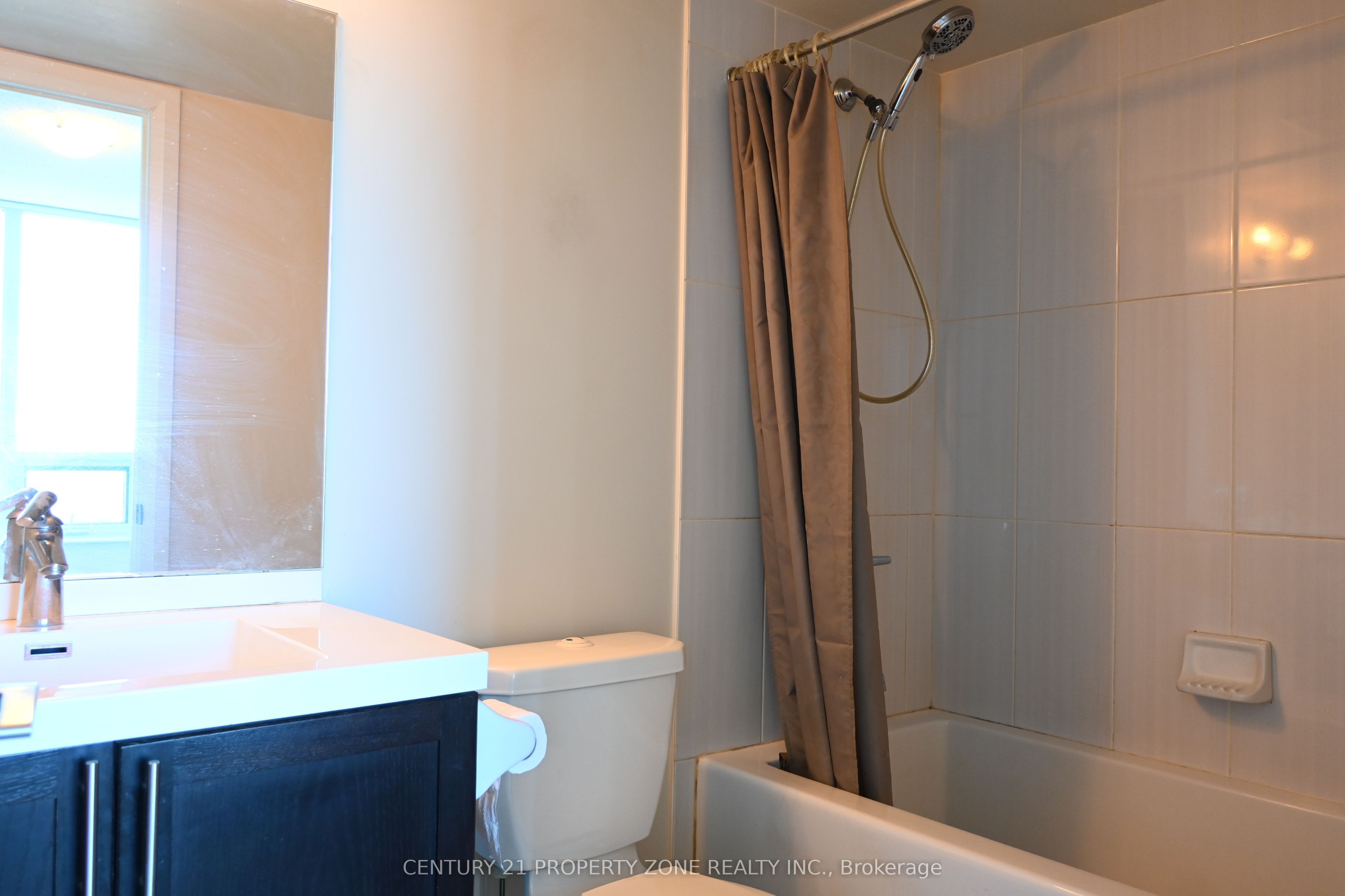 6 Eva Road 2210 Property Photo 18