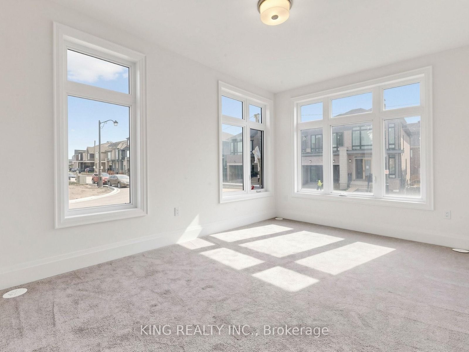 3290 Taha Garden Property Photo 5