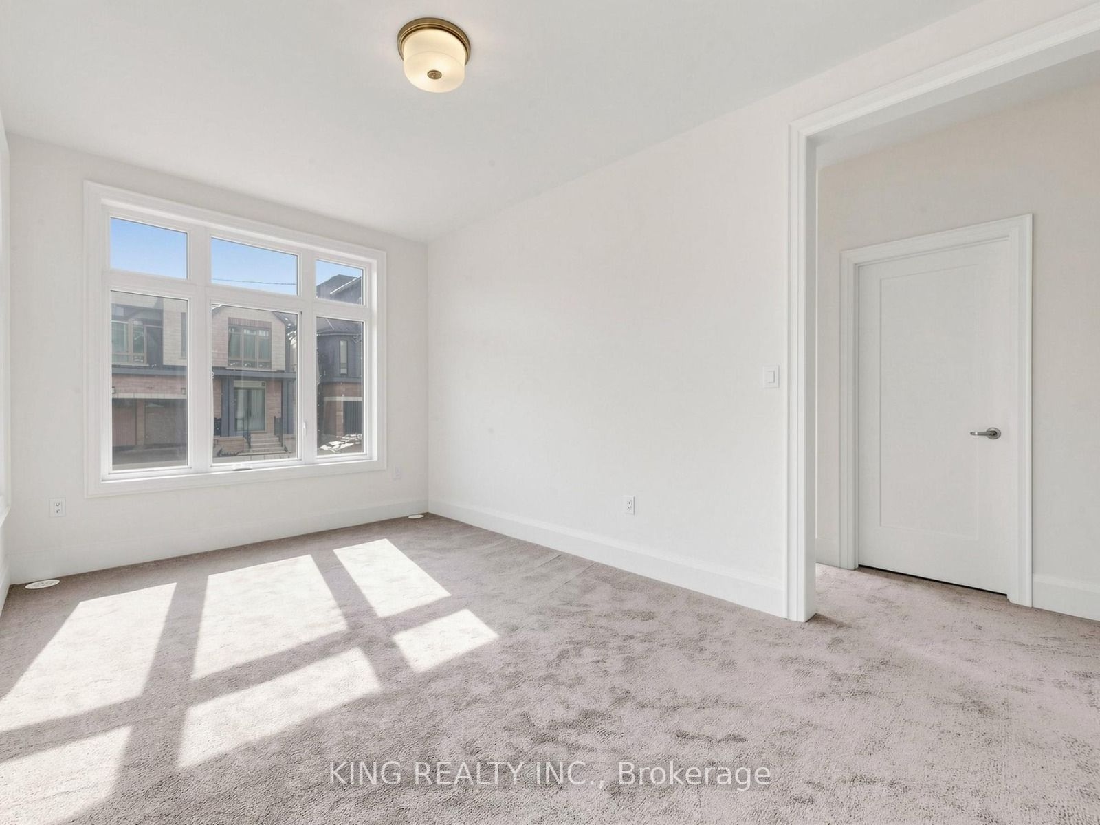 3290 Taha Garden Property Photo 7