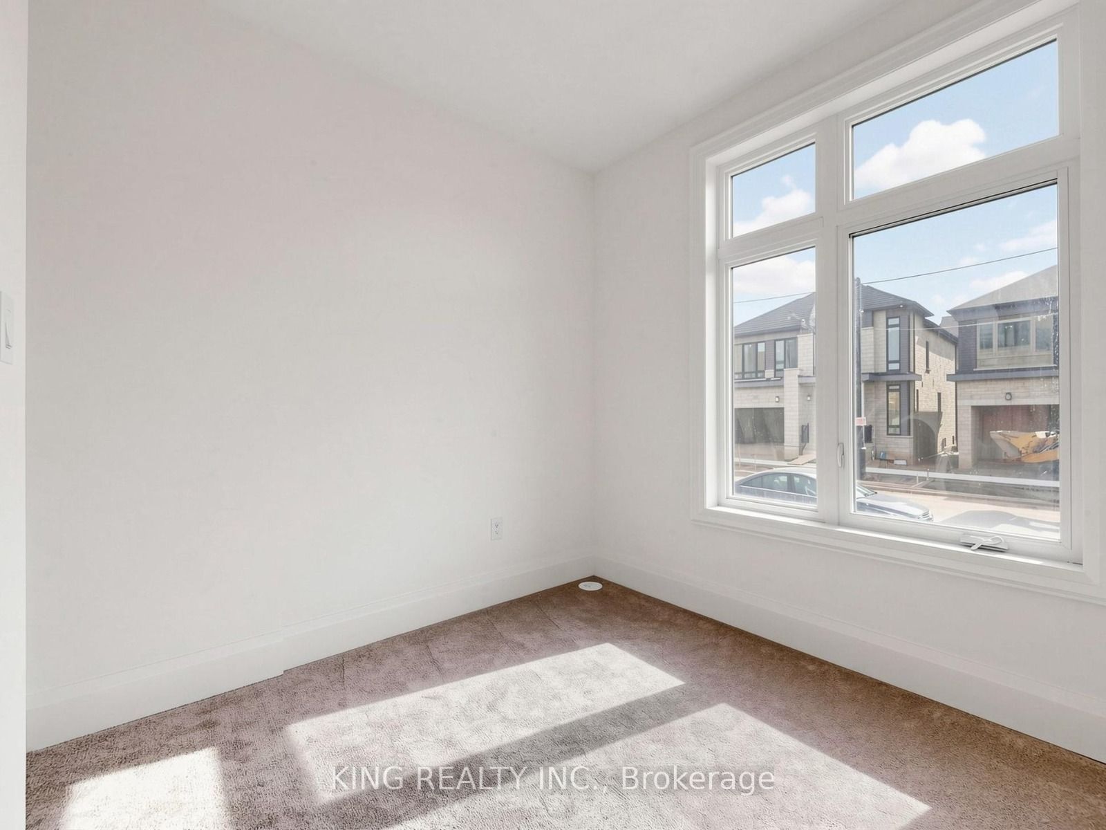 3290 Taha Garden Property Photo 8