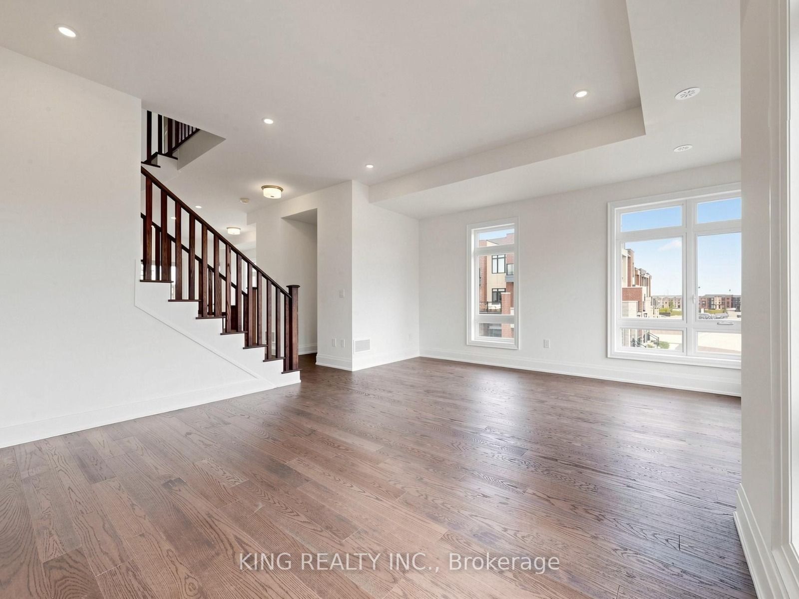 3290 Taha Garden Property Photo 15