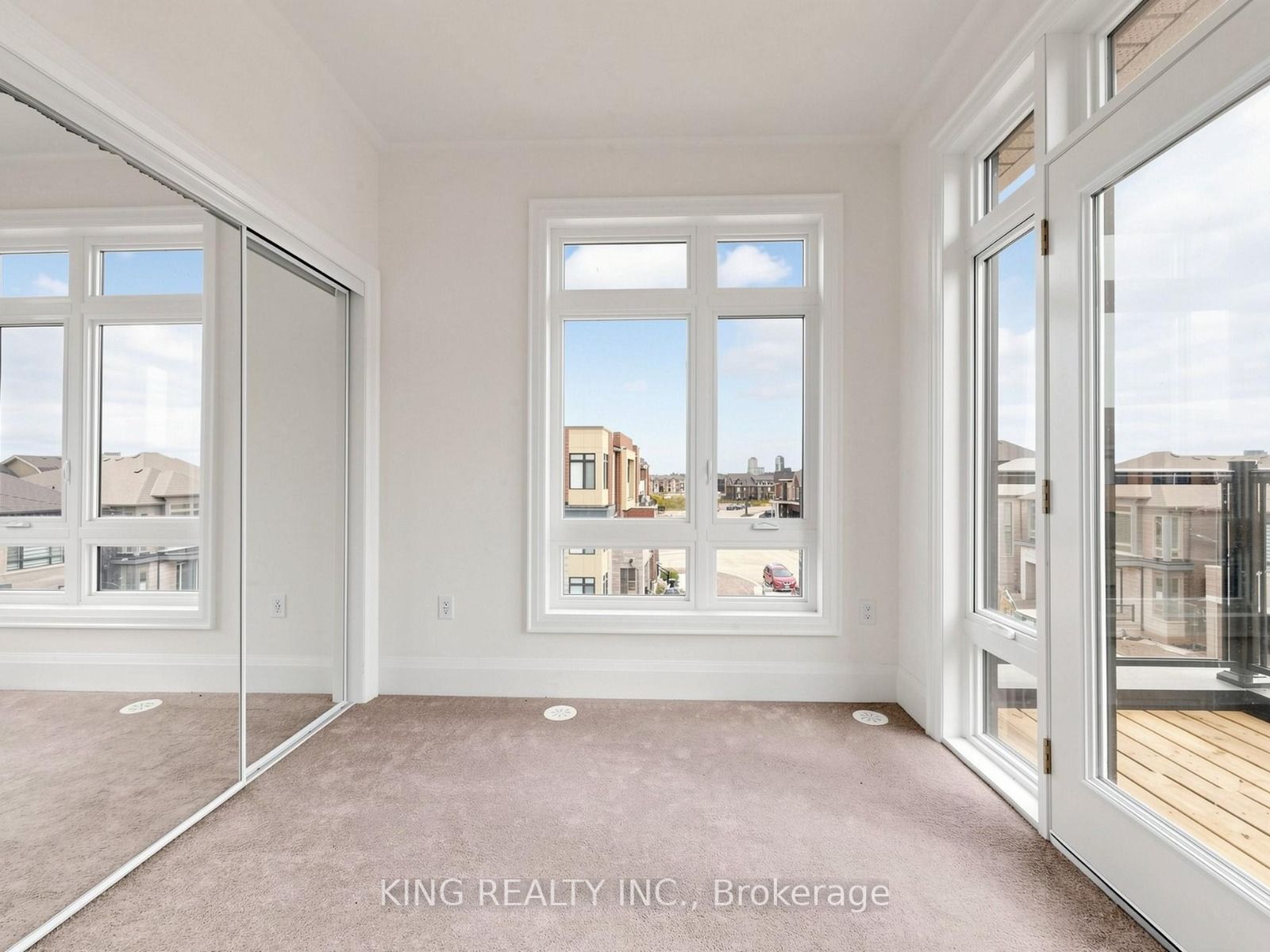 3290 Taha Garden Property Photo 25