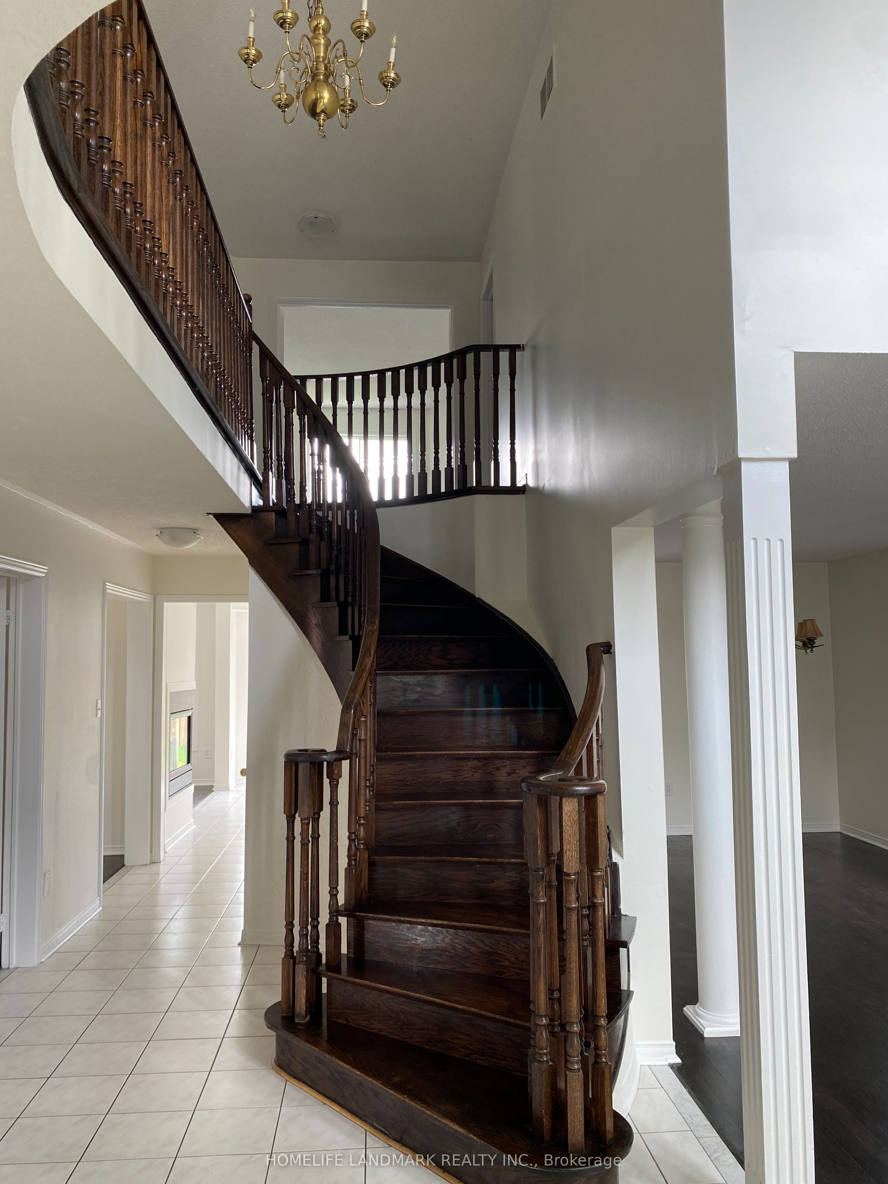 213 Barondale Drive Property Photo 6