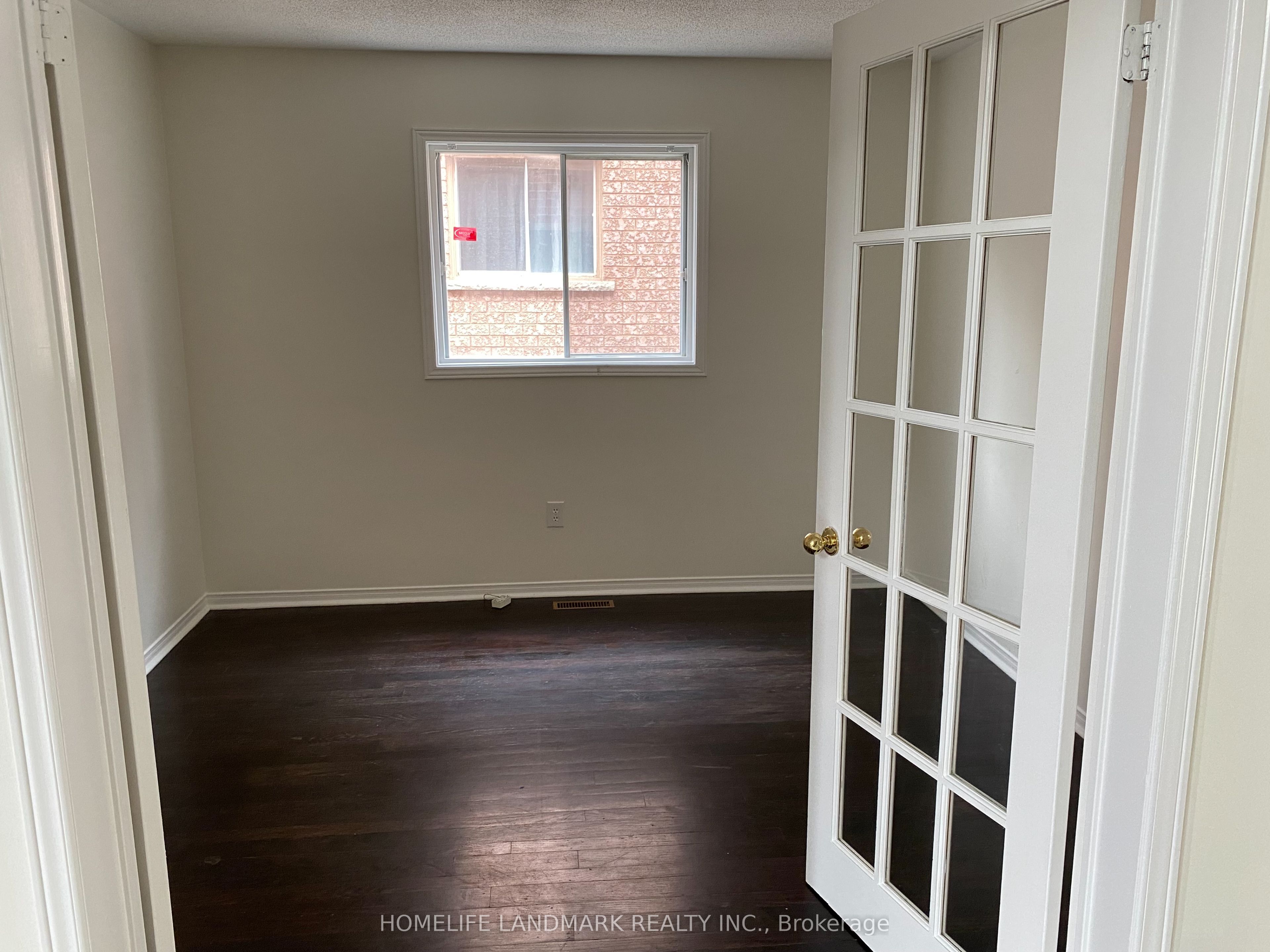 213 Barondale Drive Property Photo 13