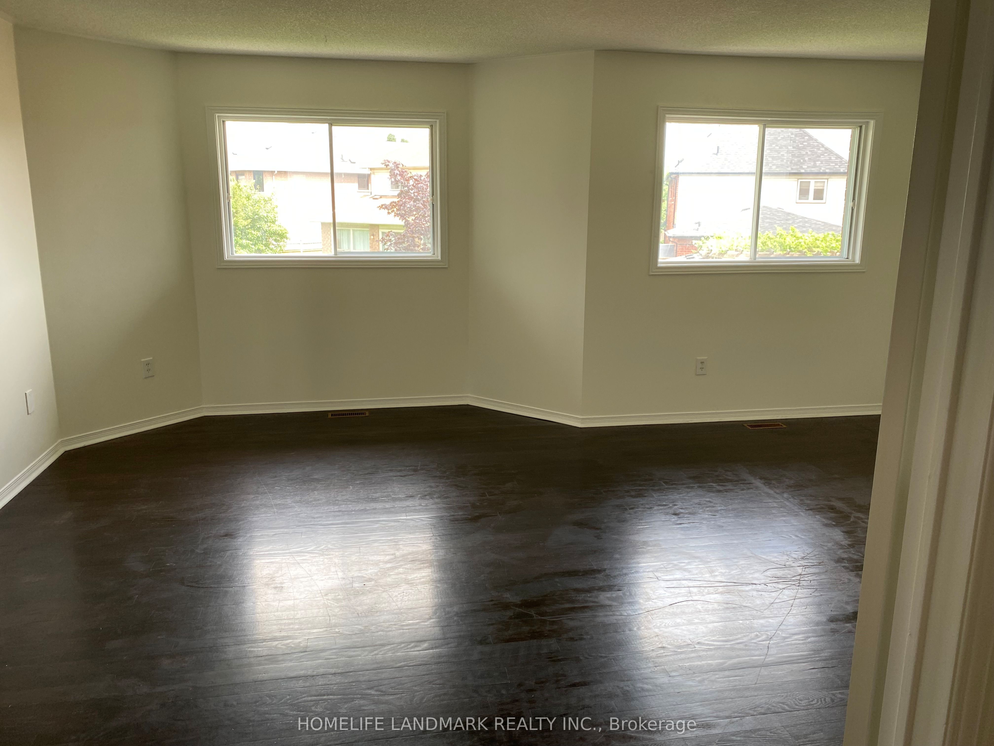 213 Barondale Drive Property Photo 15