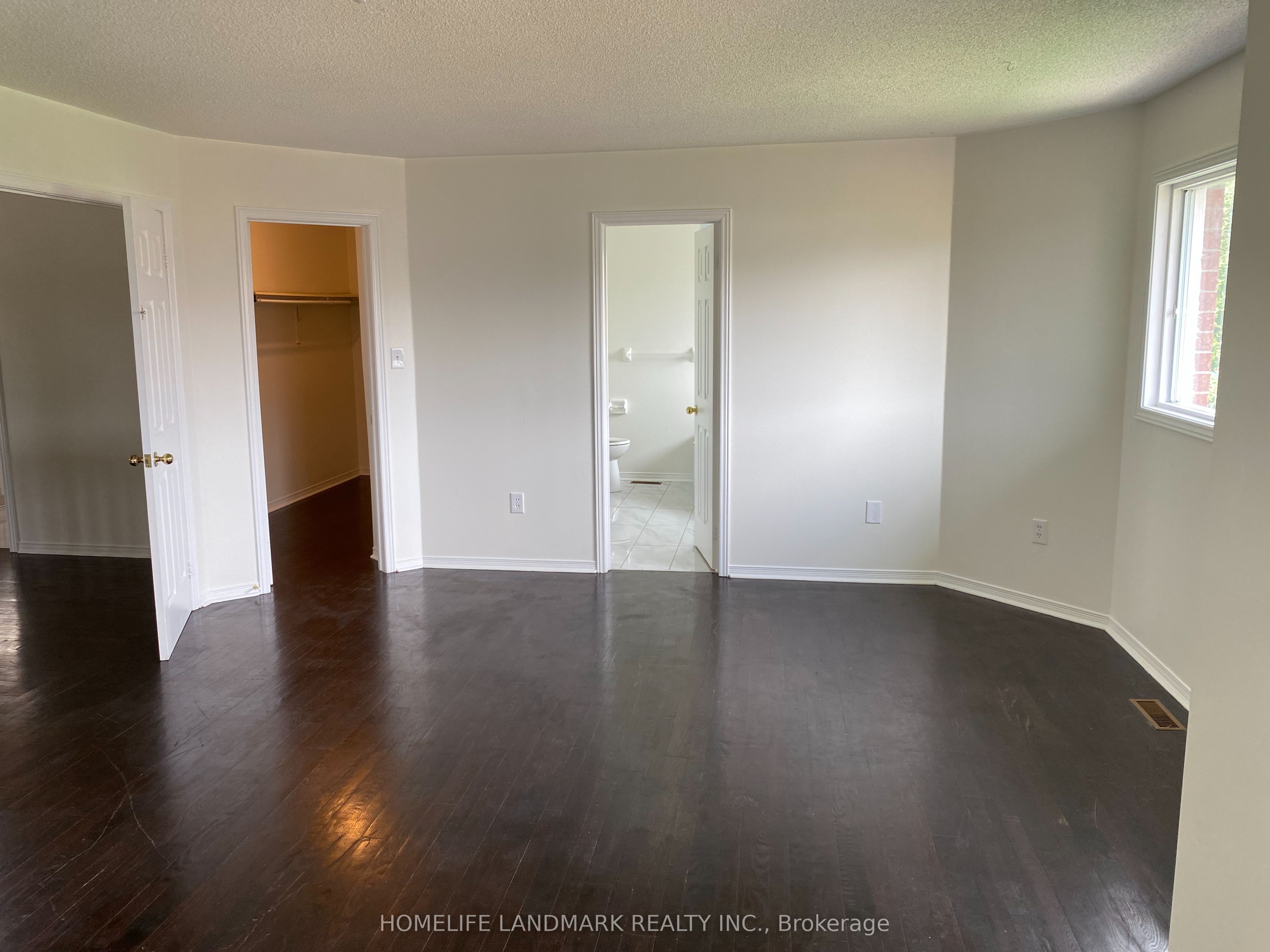 213 Barondale Drive Property Photo 16