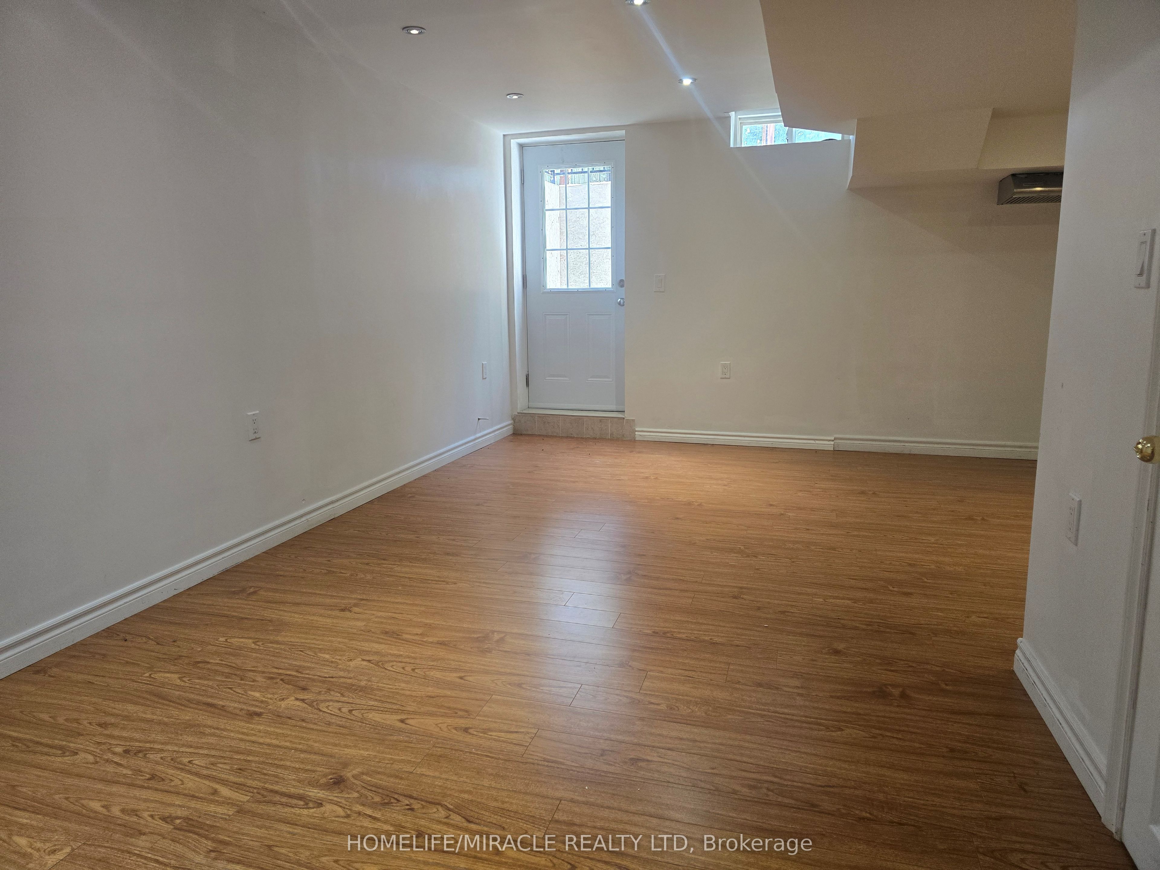 7218 Lulworth Court Bsmt Property Photo 1