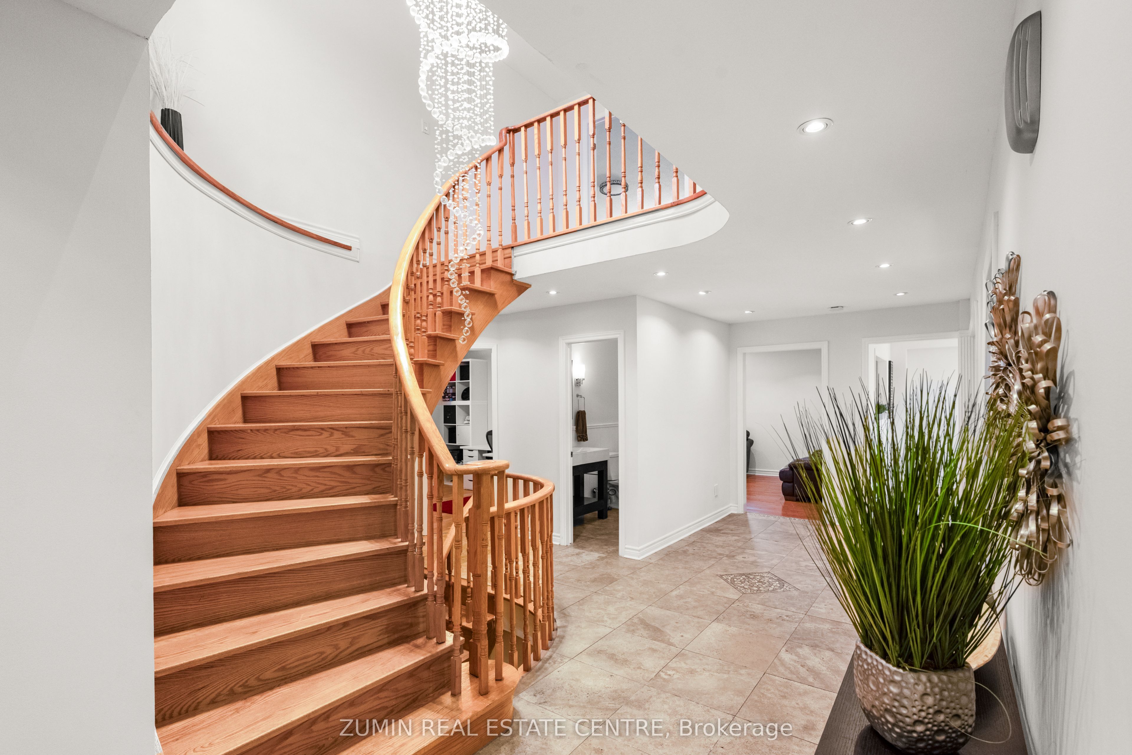2026 Golden Briar Trail Property Photo 4