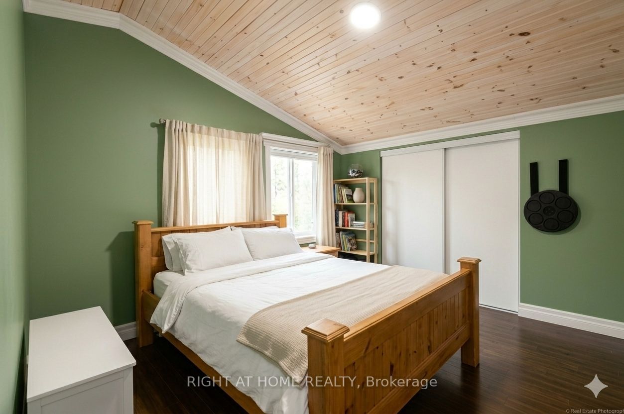 79 Commercial Street Property Photo 6