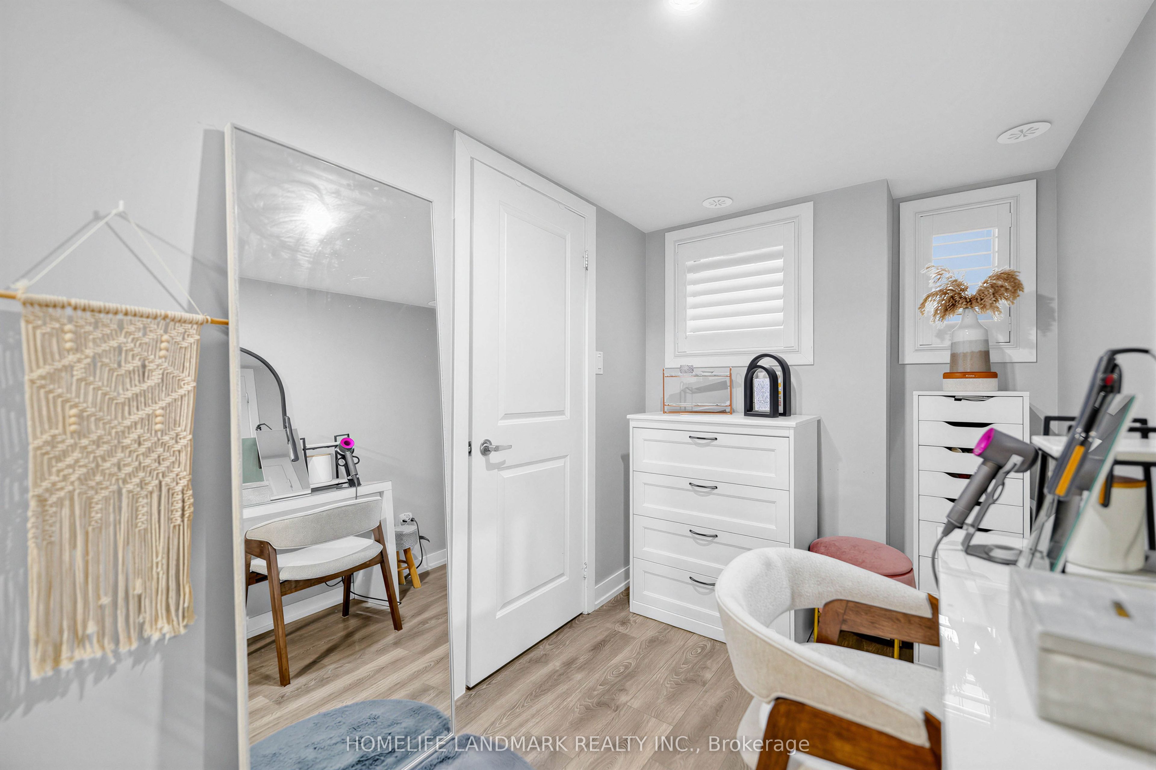 60 Parrotta Drive 251 Property Photo 16