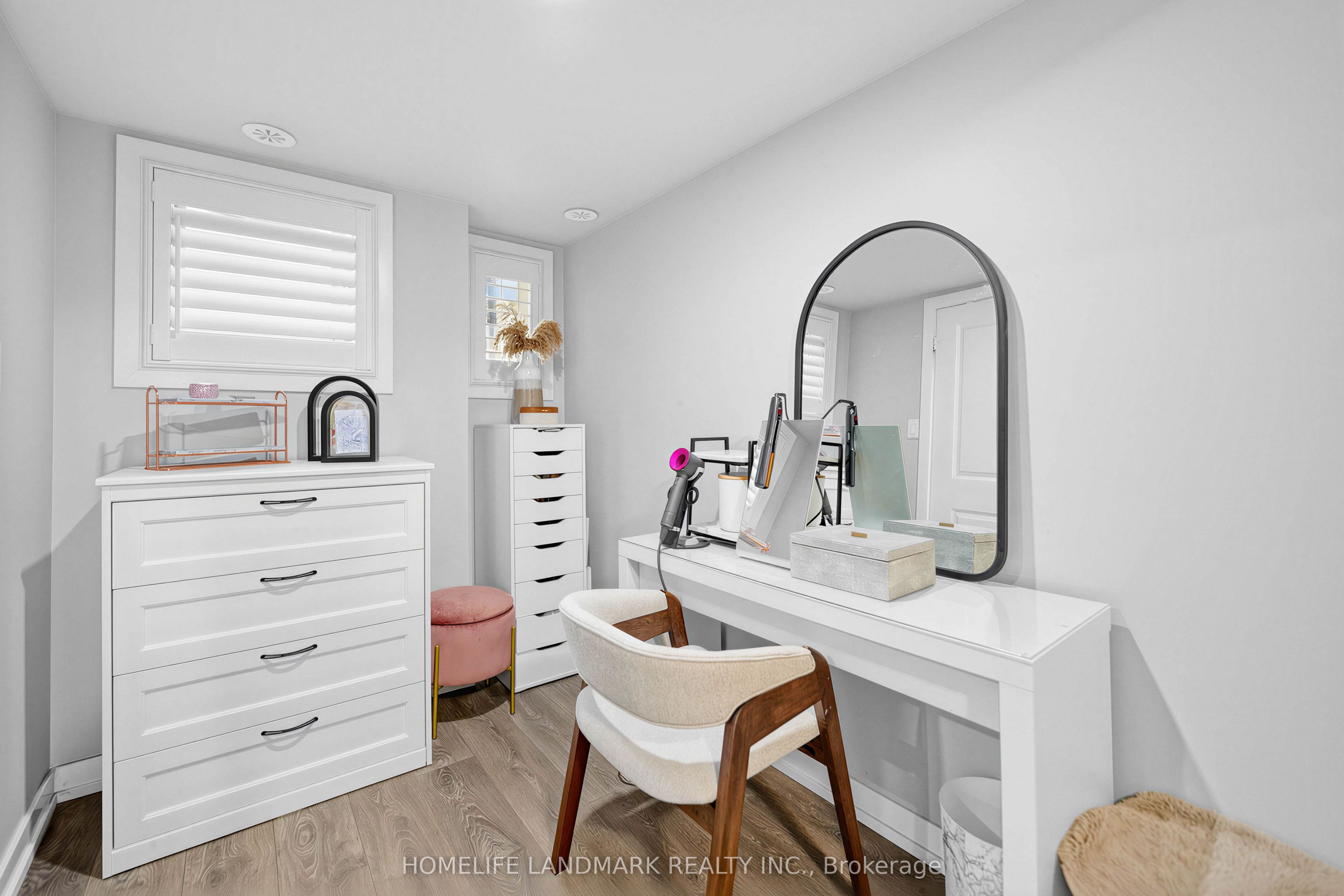 60 Parrotta Drive 251 Property Photo 17
