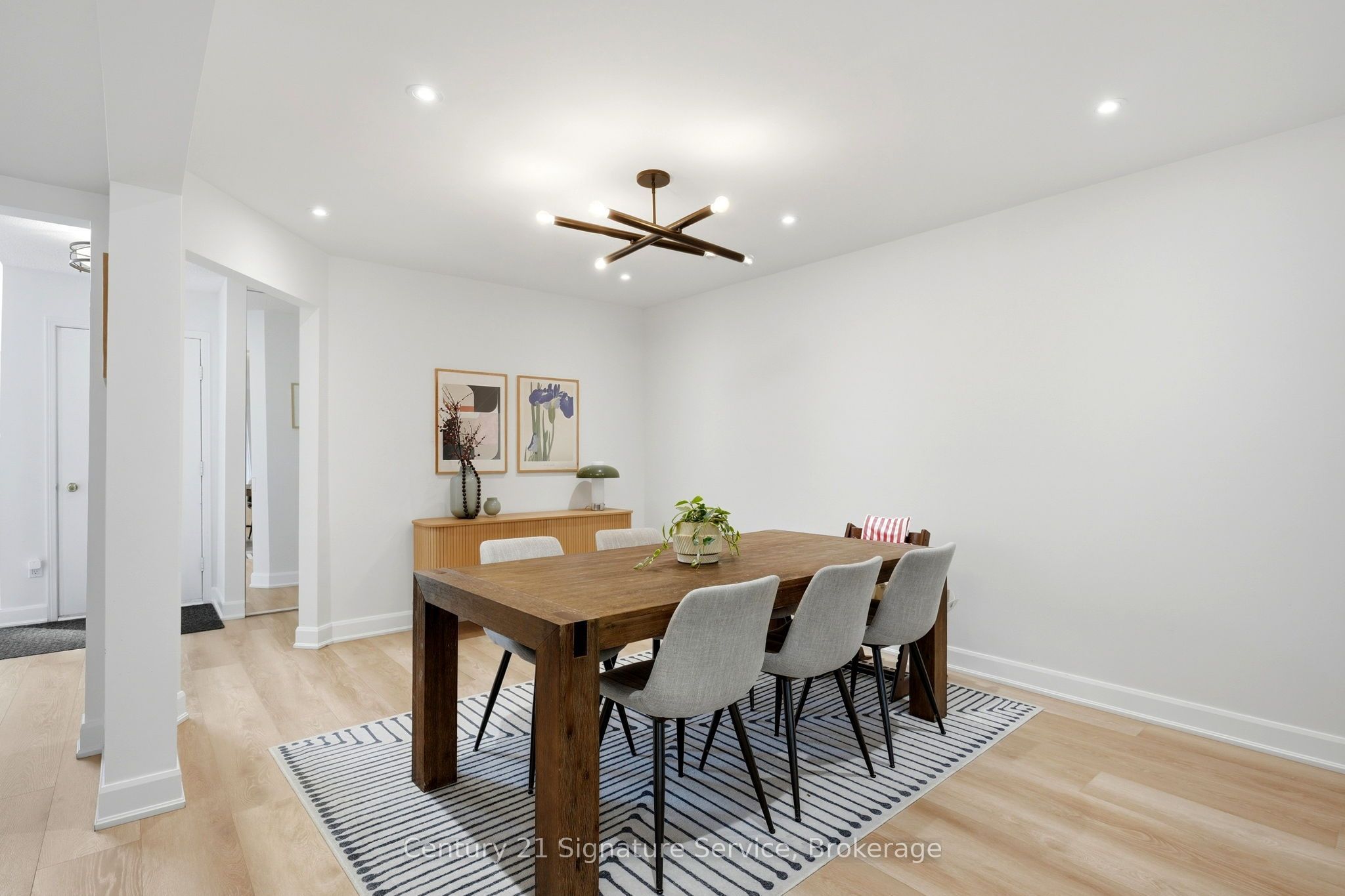 500 Silverthorne Crescent 8 Property Photo 8