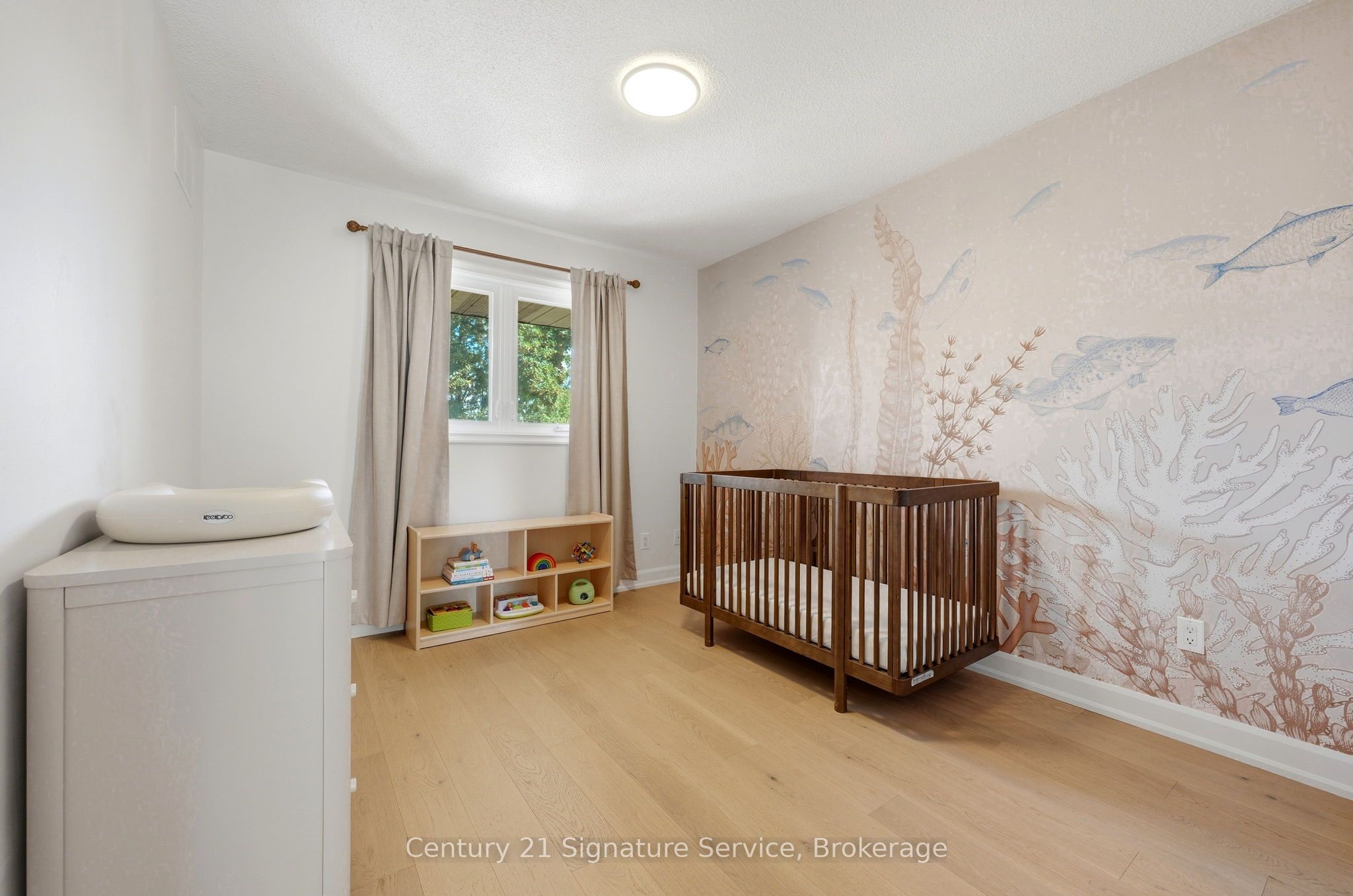 500 Silverthorne Crescent 8 Property Photo 19