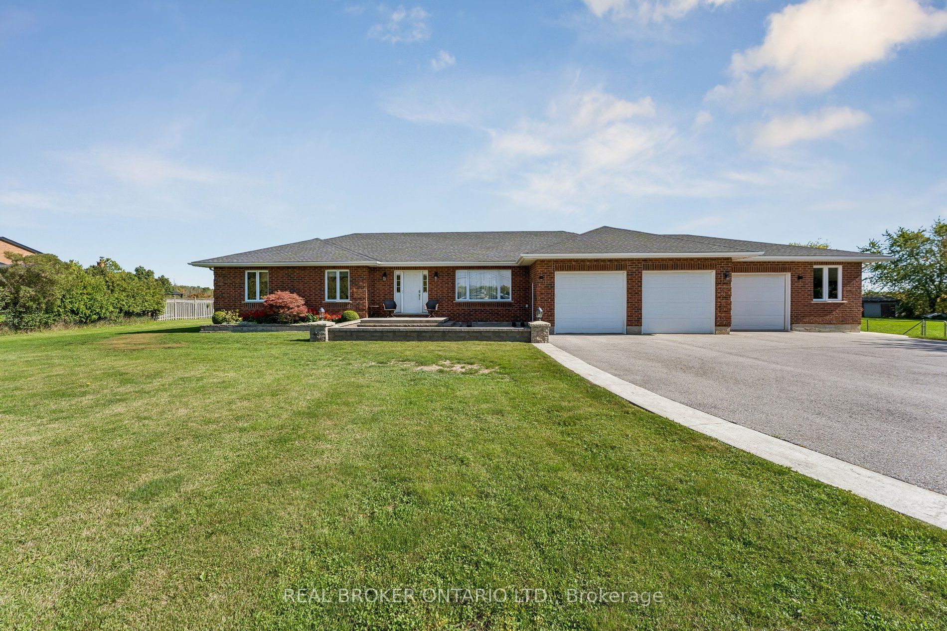 15191 Airport Road Property Photo 1