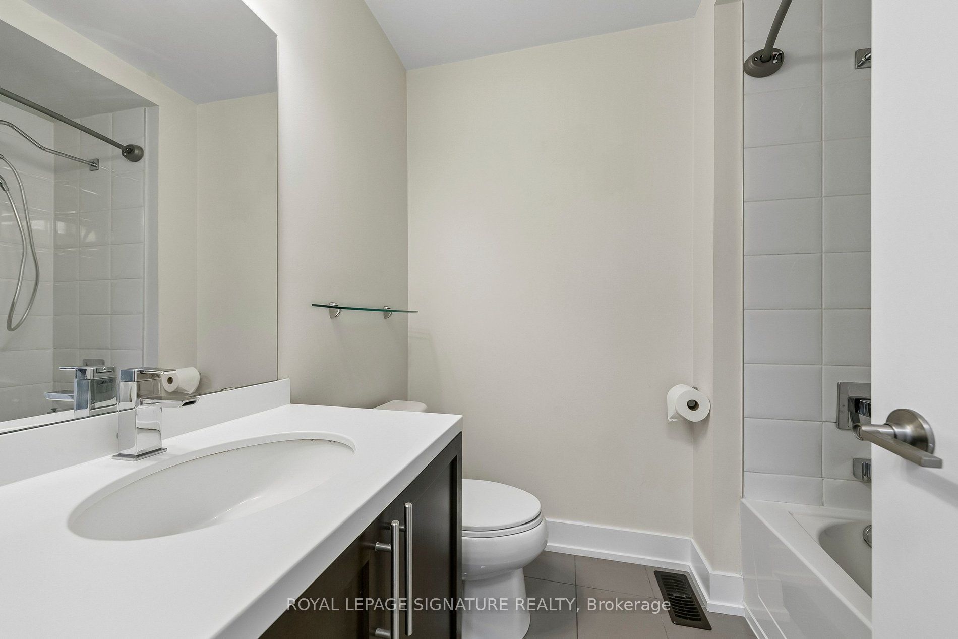 1401 Plains Road E 105 Property Photo 33