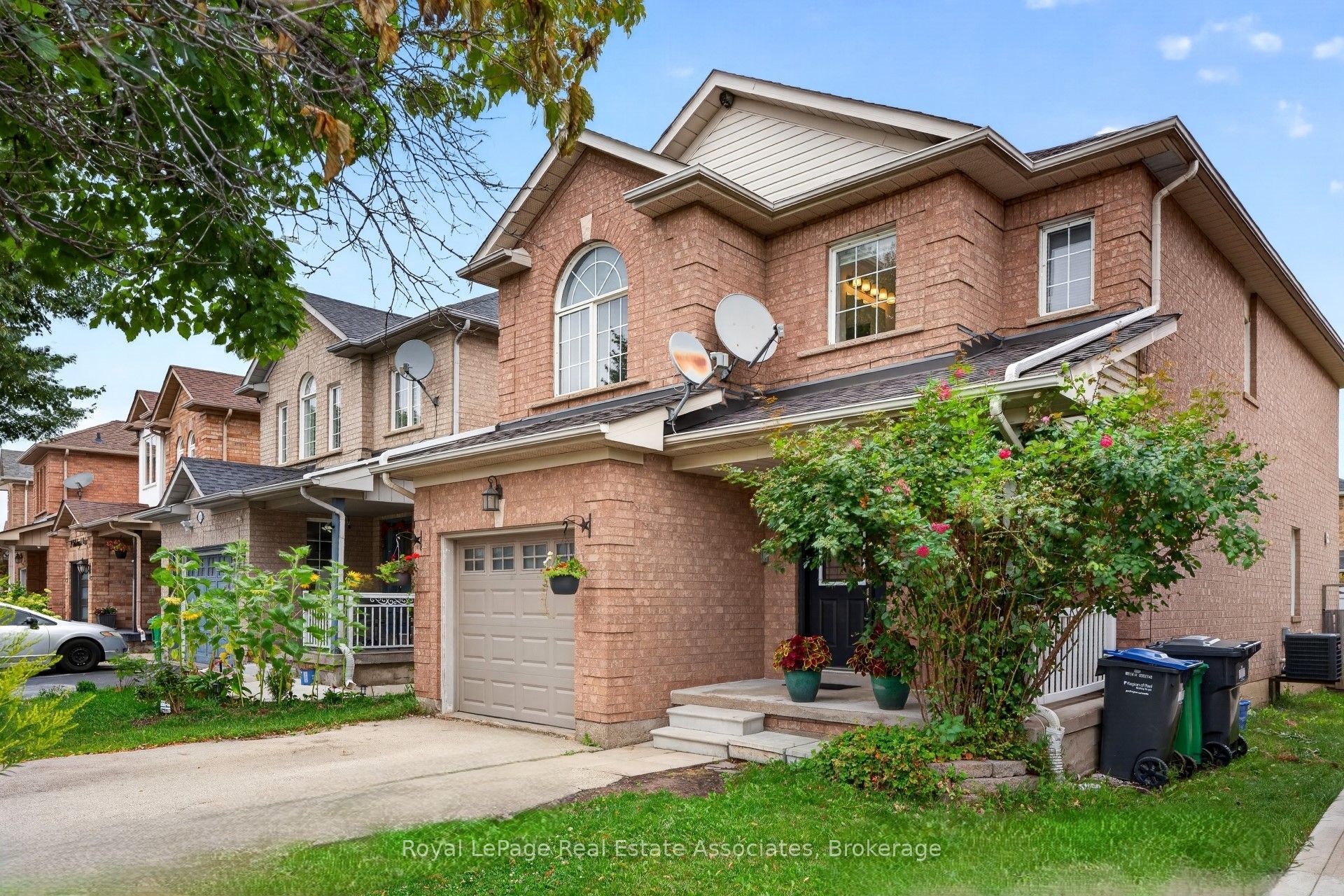 43 Hillsburgh Drive Property Photo 1