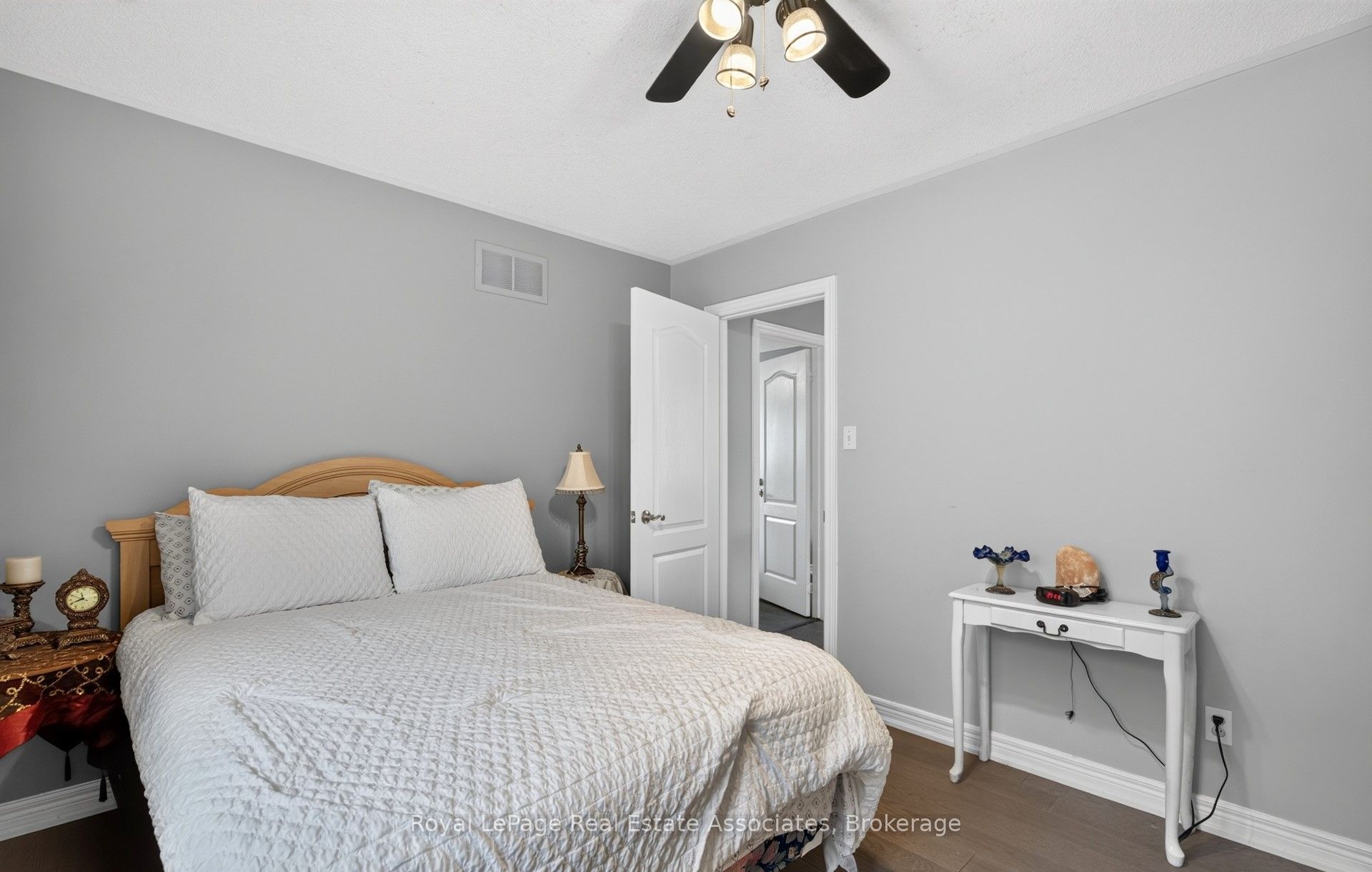 43 Hillsburgh Drive Property Photo 18