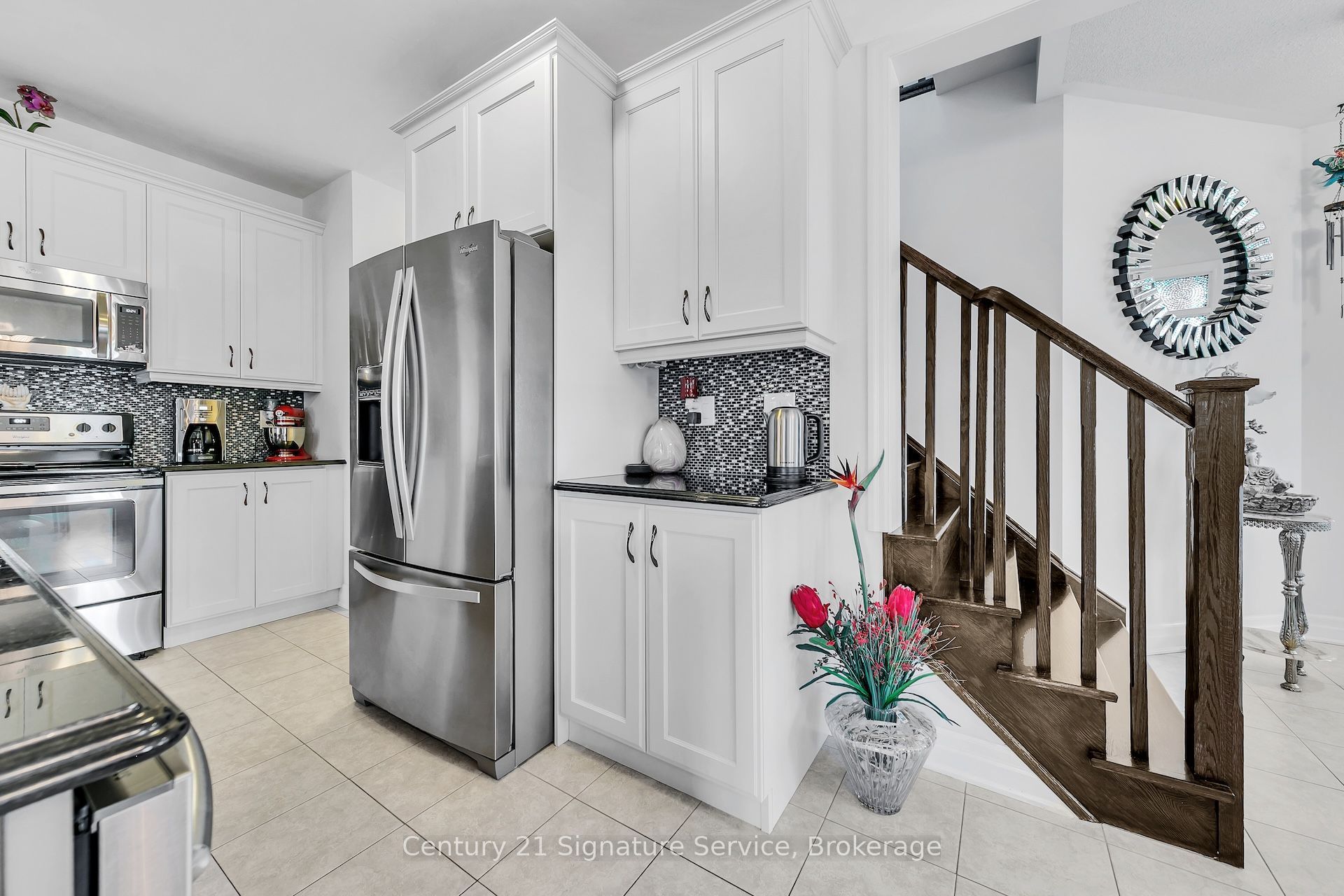 1369 Leger Way Property Photo 13