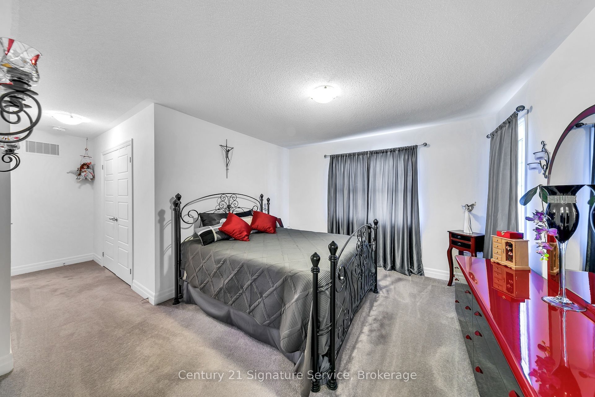 1369 Leger Way Property Photo 25