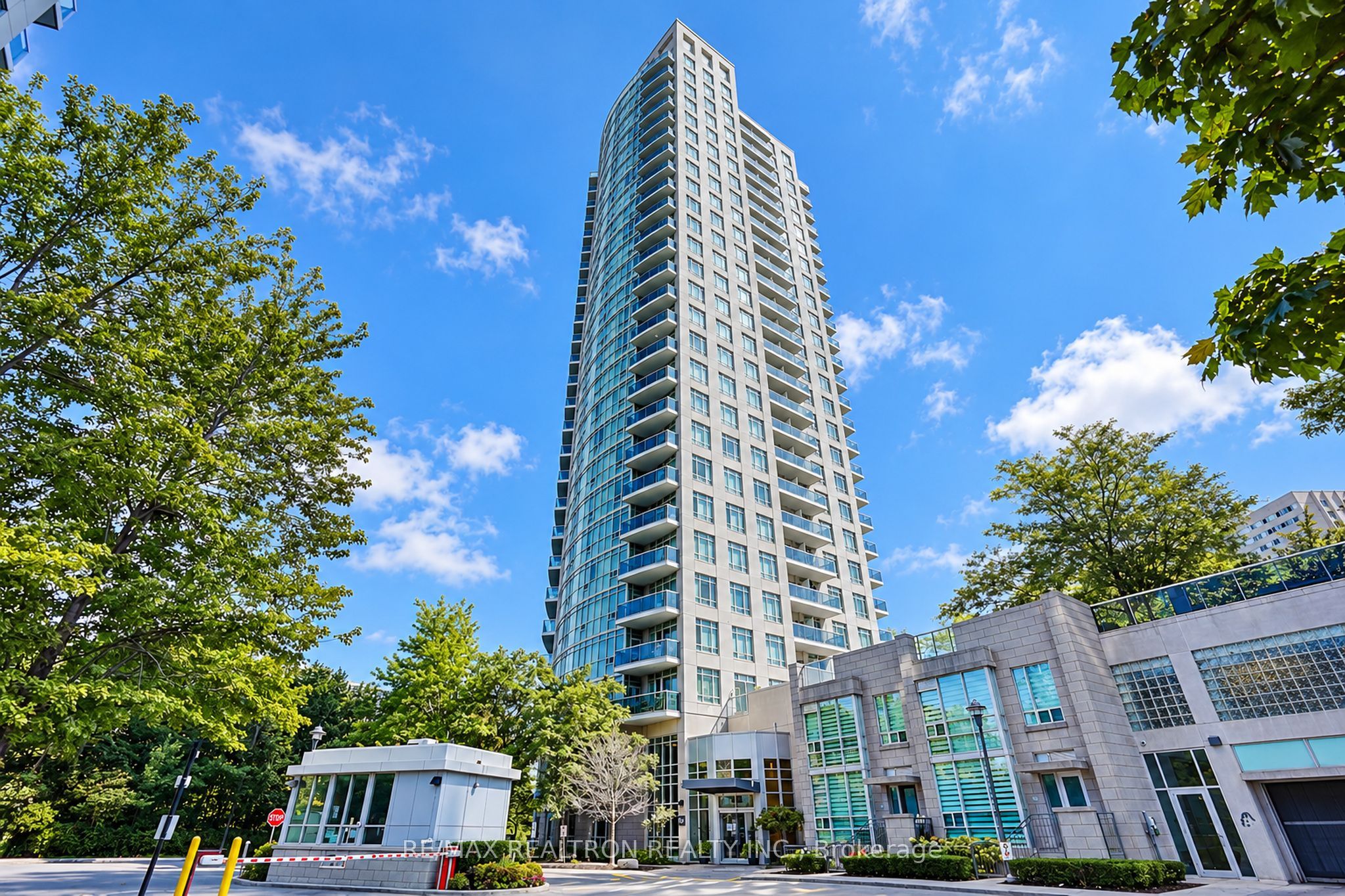 90 Absolute Avenue 710 Property Photo 1