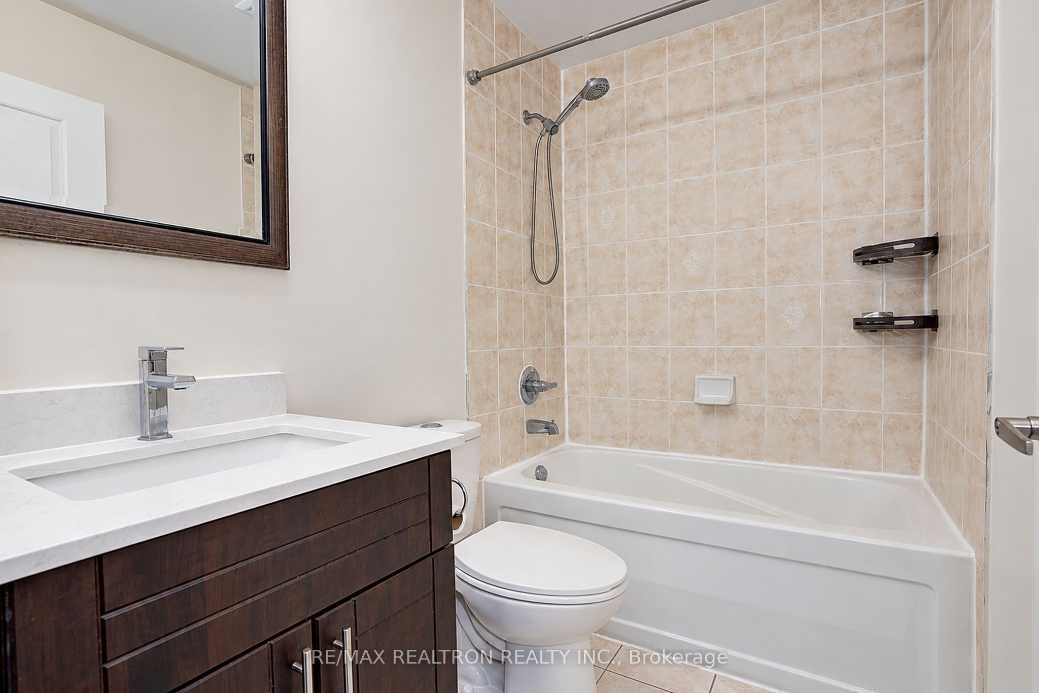 90 Absolute Avenue 710 Property Photo 22