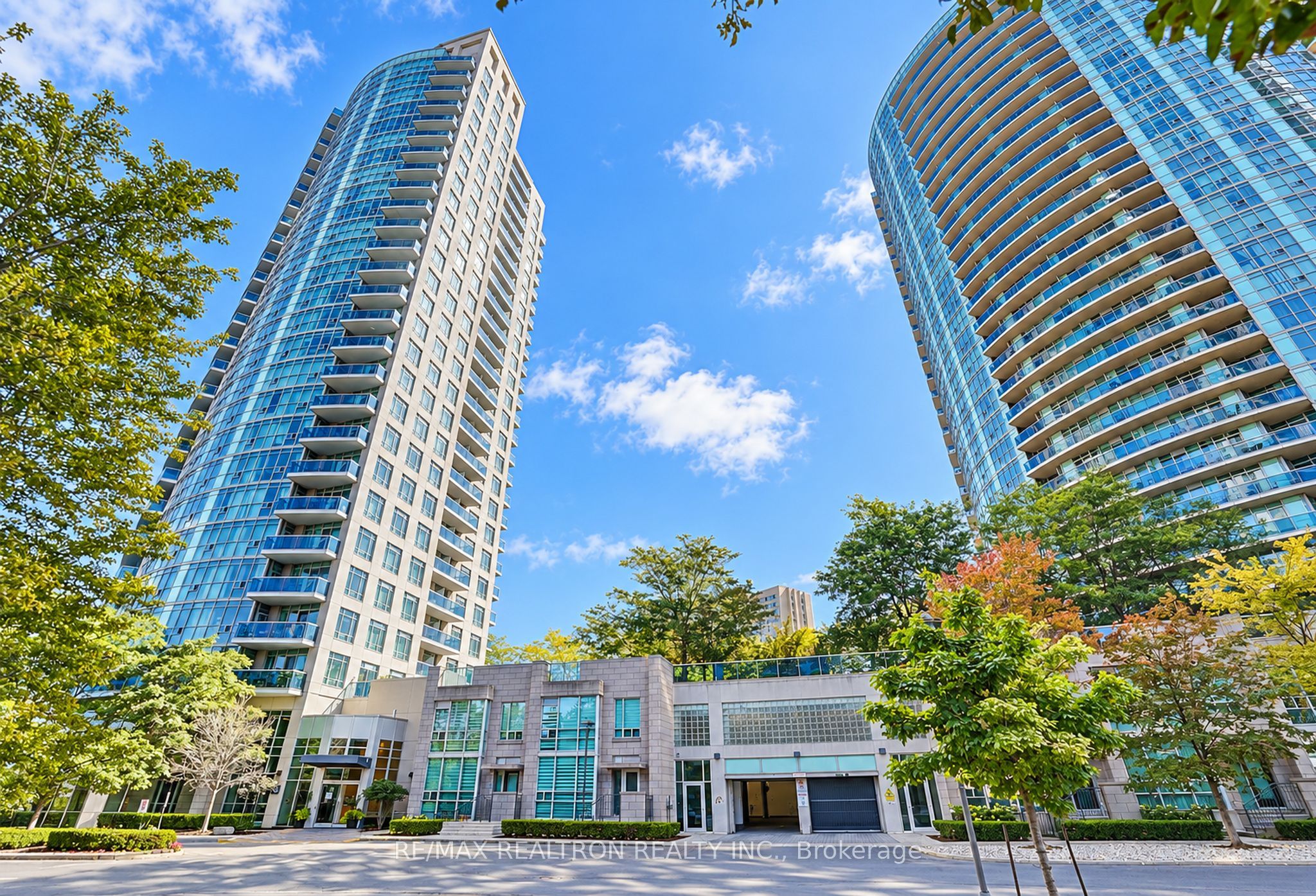 90 Absolute Avenue 710 Property Photo 45