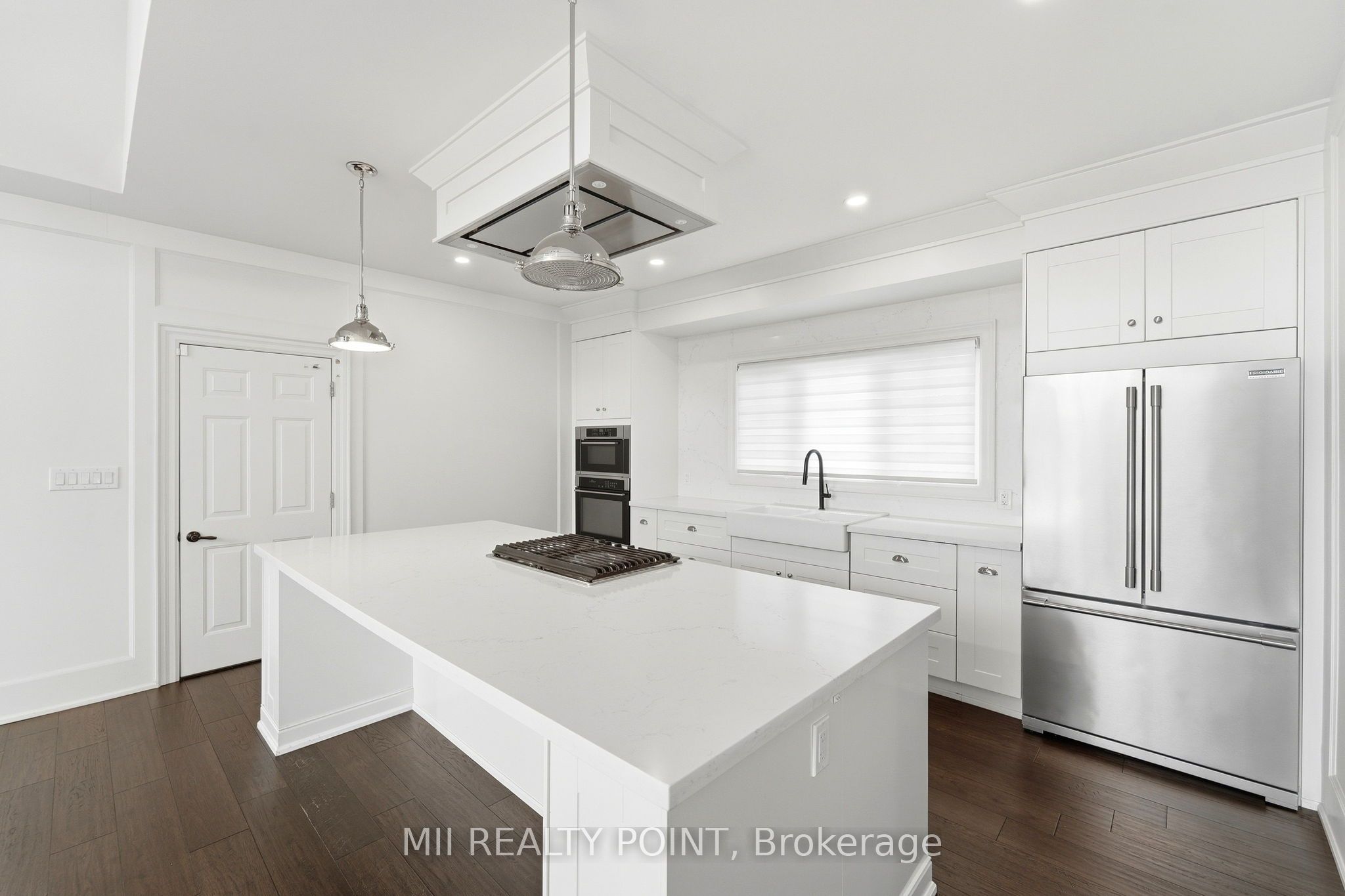 881 Danforth Place Property Photo 10