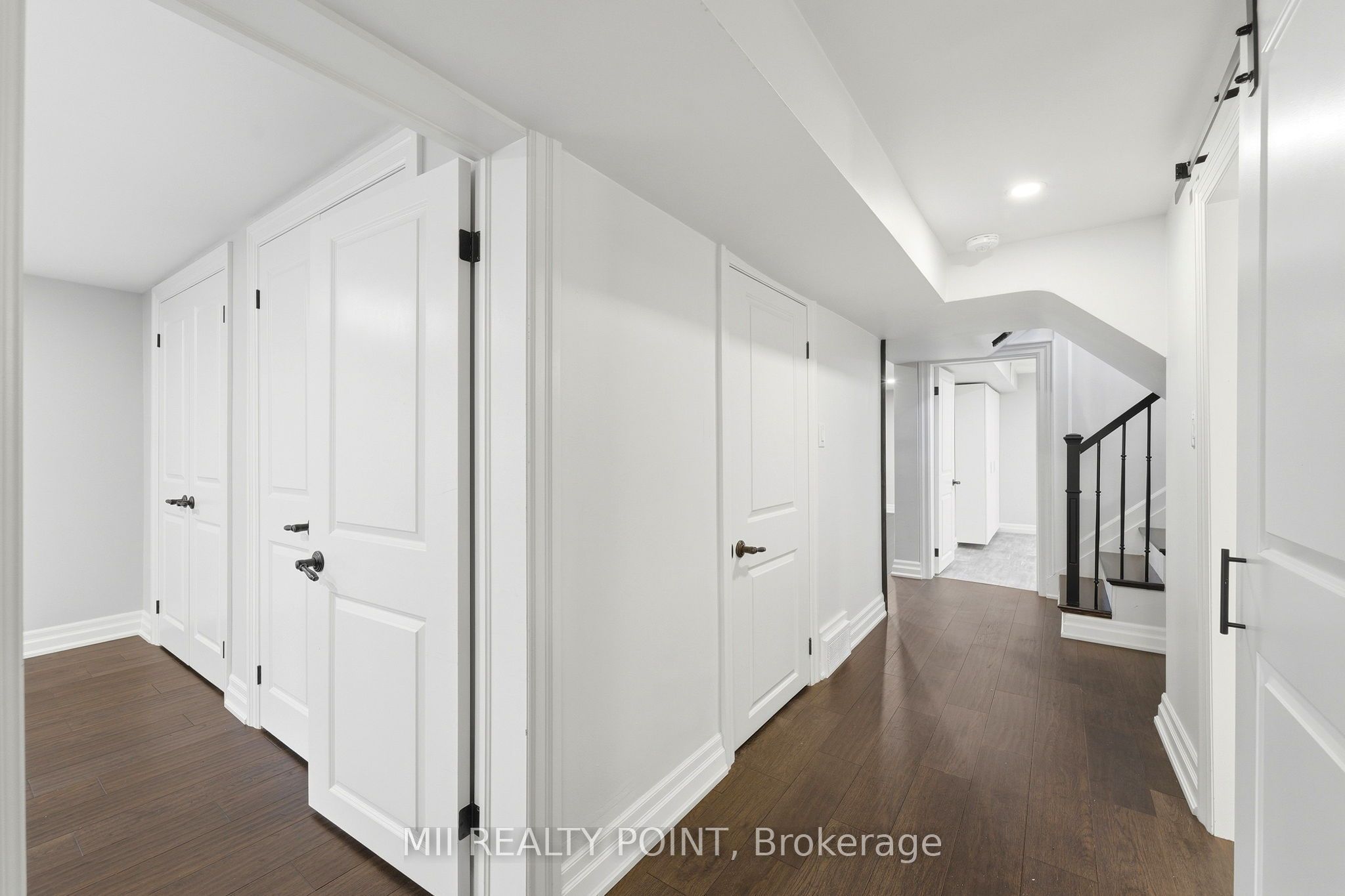 881 Danforth Place Property Photo 30