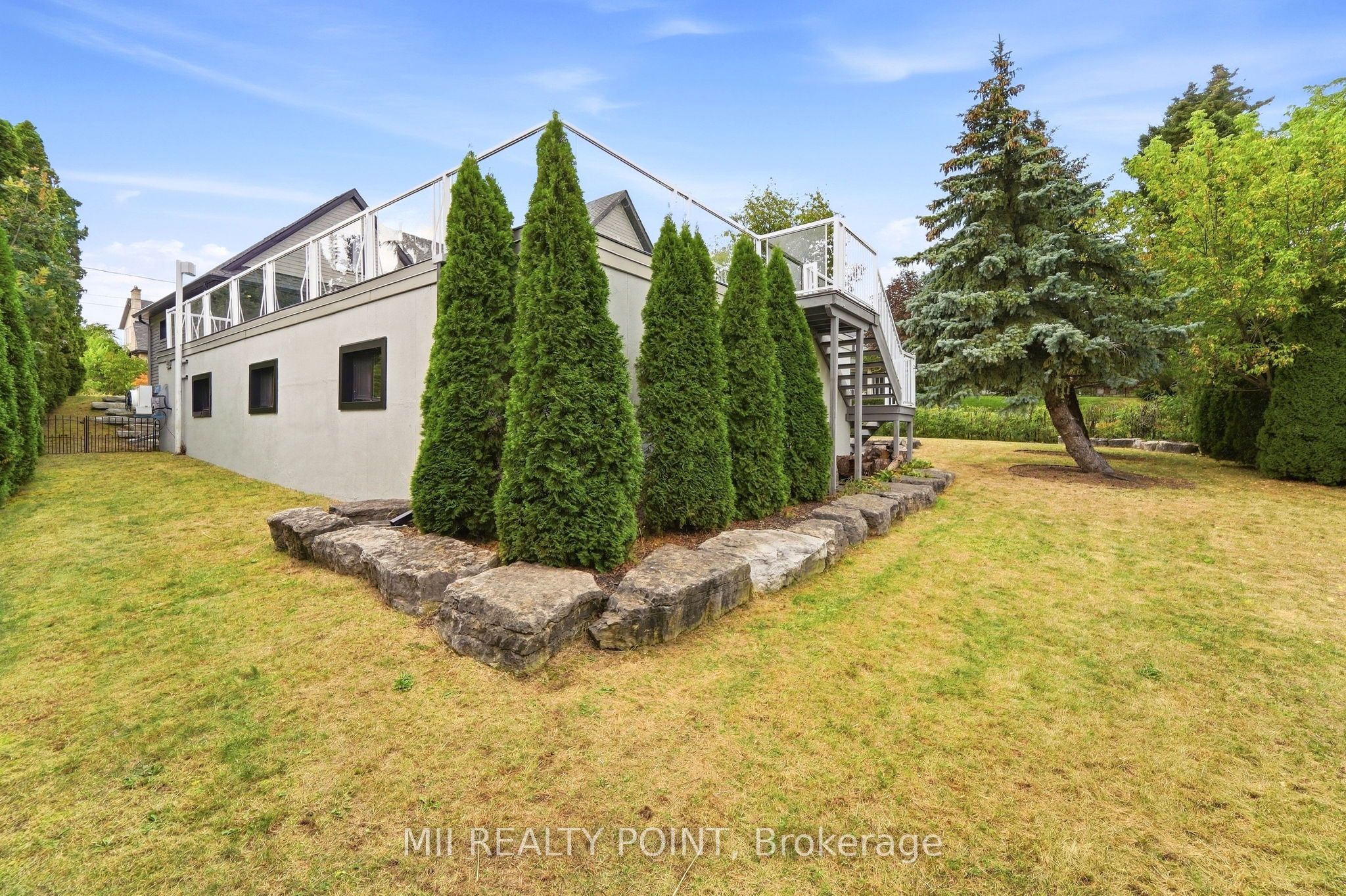 881 Danforth Place Property Photo 47