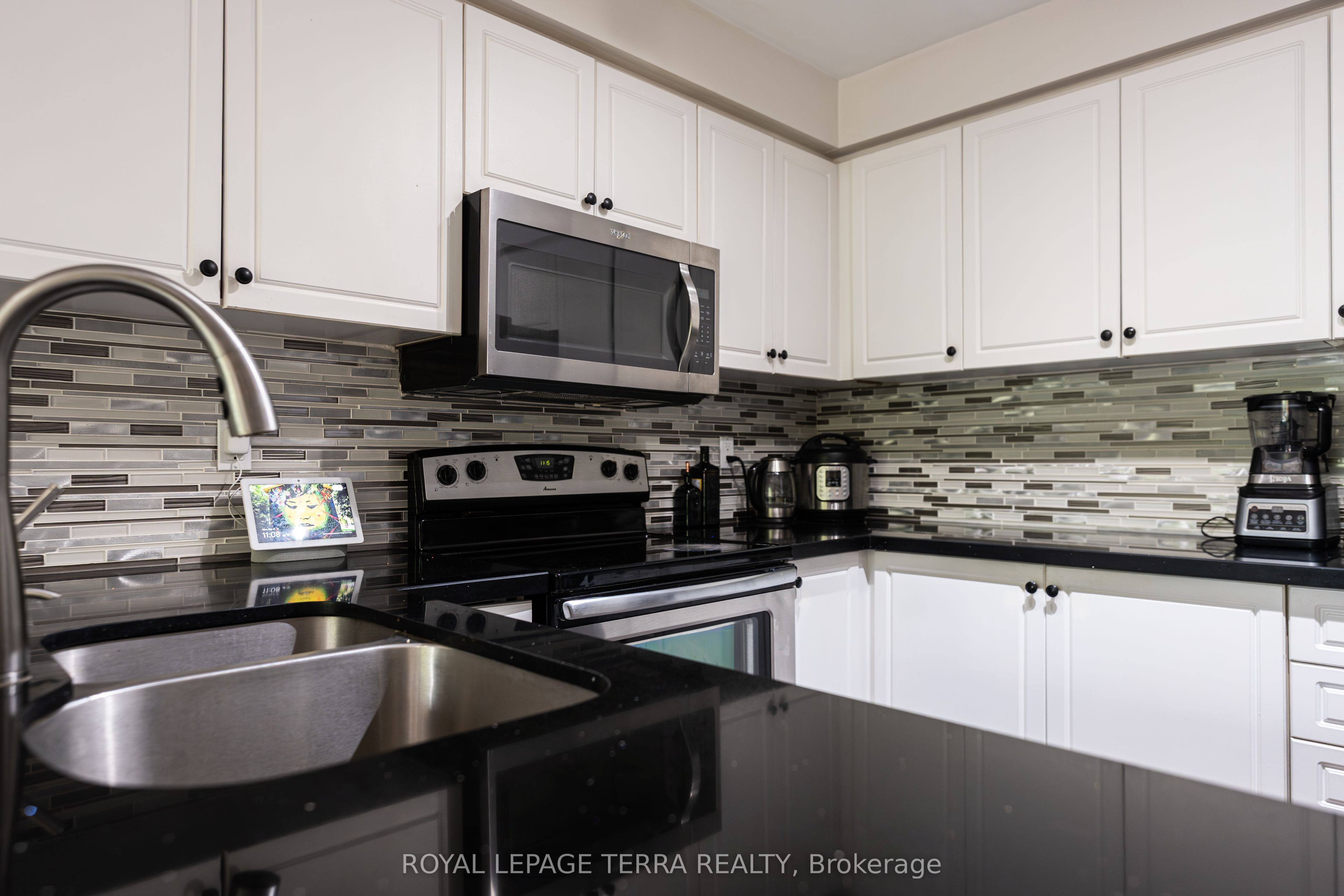 2871 Darien Road 7 Property Photo 11