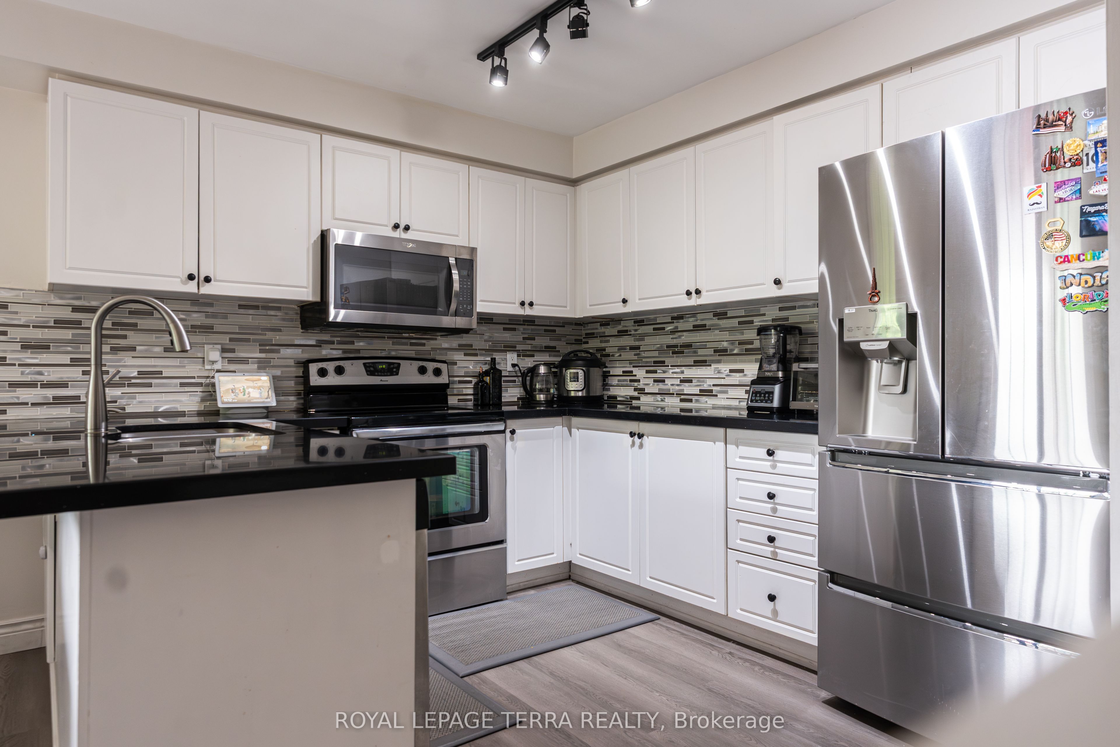 2871 Darien Road 7 Property Photo 13