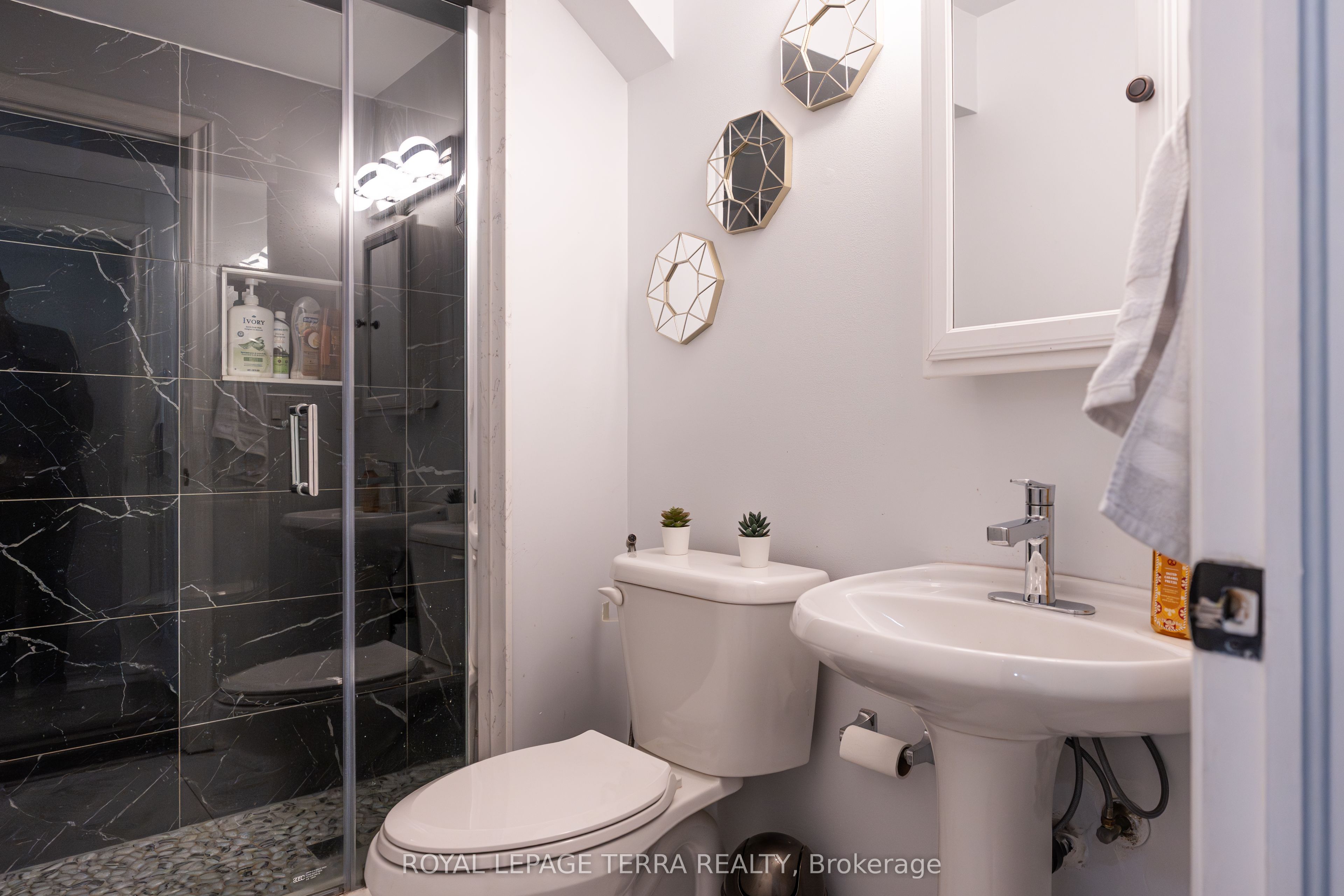 2871 Darien Road 7 Property Photo 30
