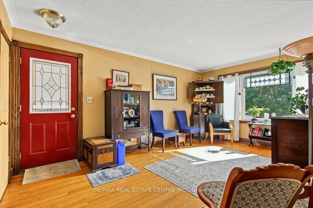 15 Norton Crescent Property Photo 6