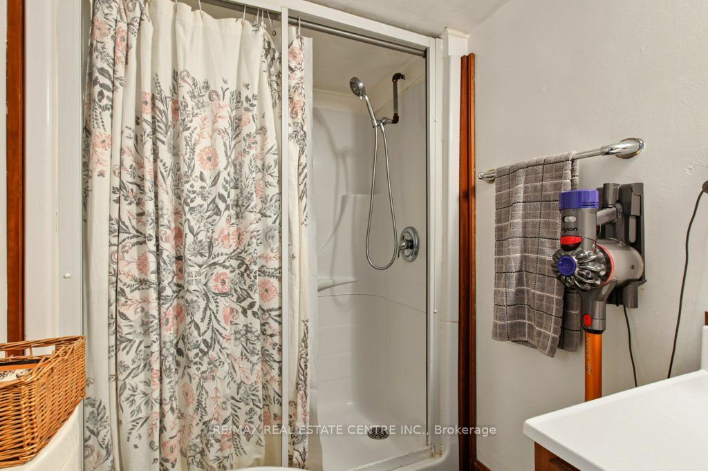 15 Norton Crescent Property Photo 18