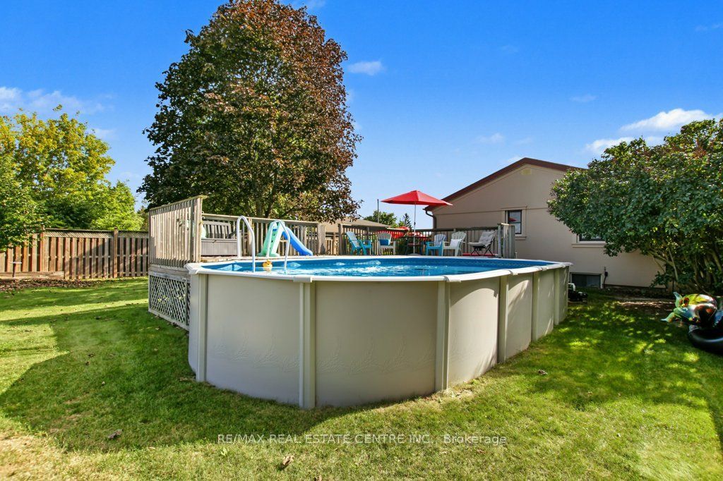 15 Norton Crescent Property Photo 25