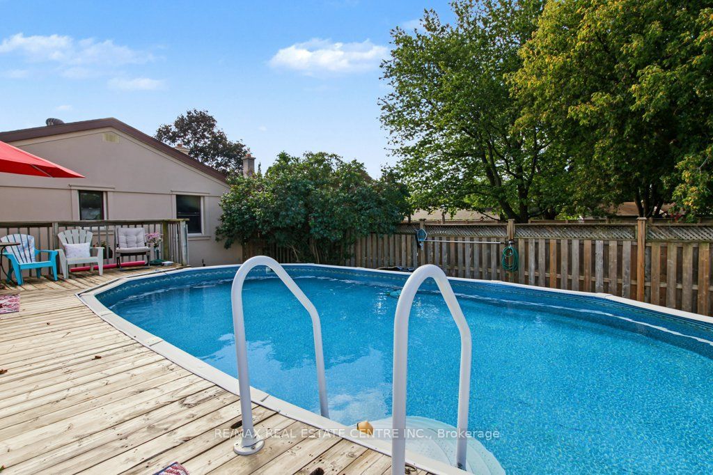 15 Norton Crescent Property Photo 27
