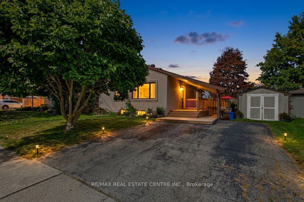 15 Norton Crescent Property Photo 31