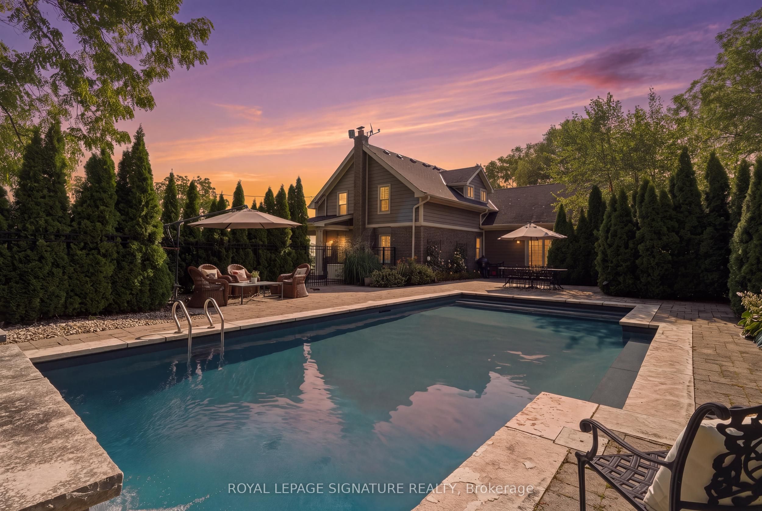 5062 Walkers Line Property Photo 2