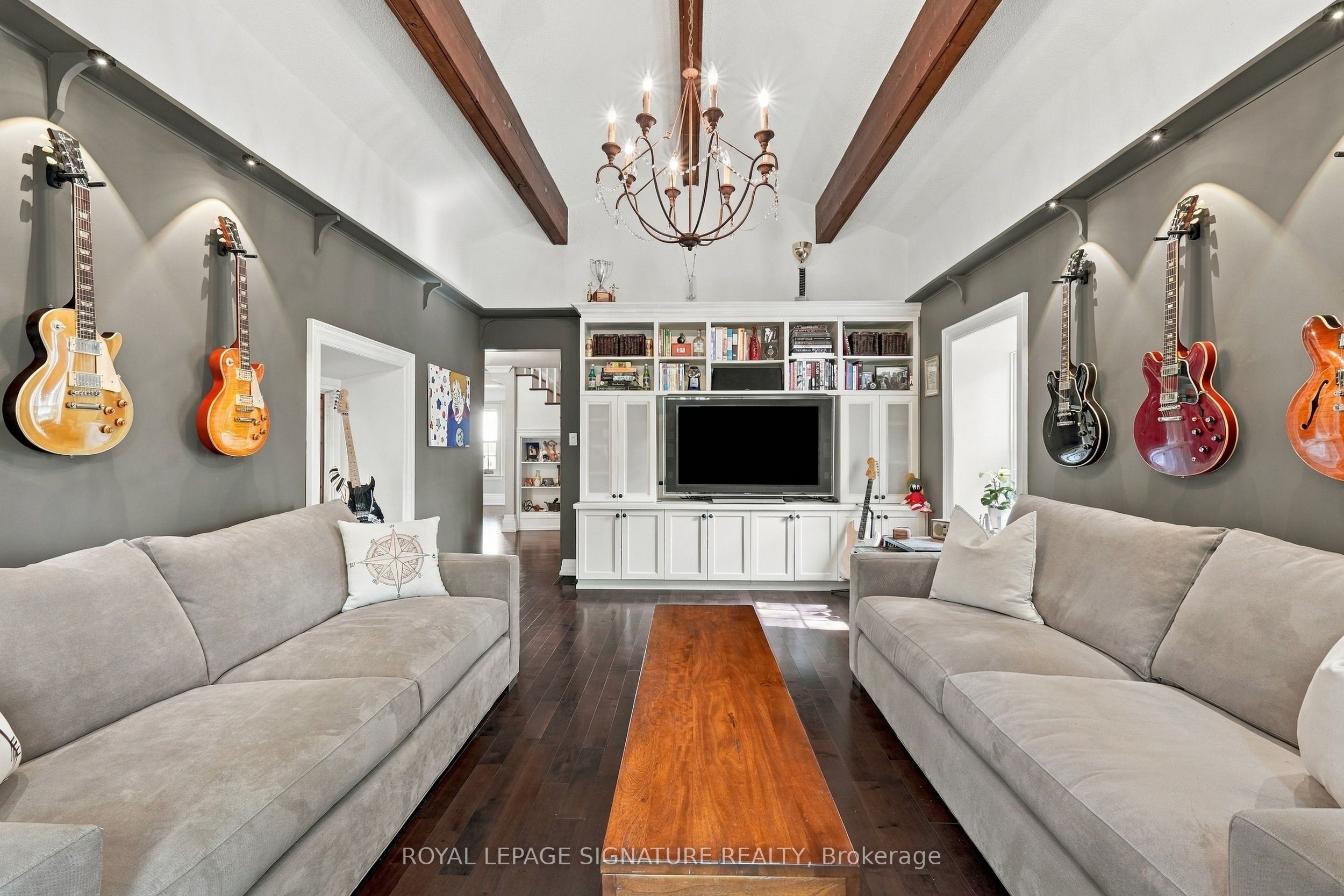 5062 Walkers Line Property Photo 8